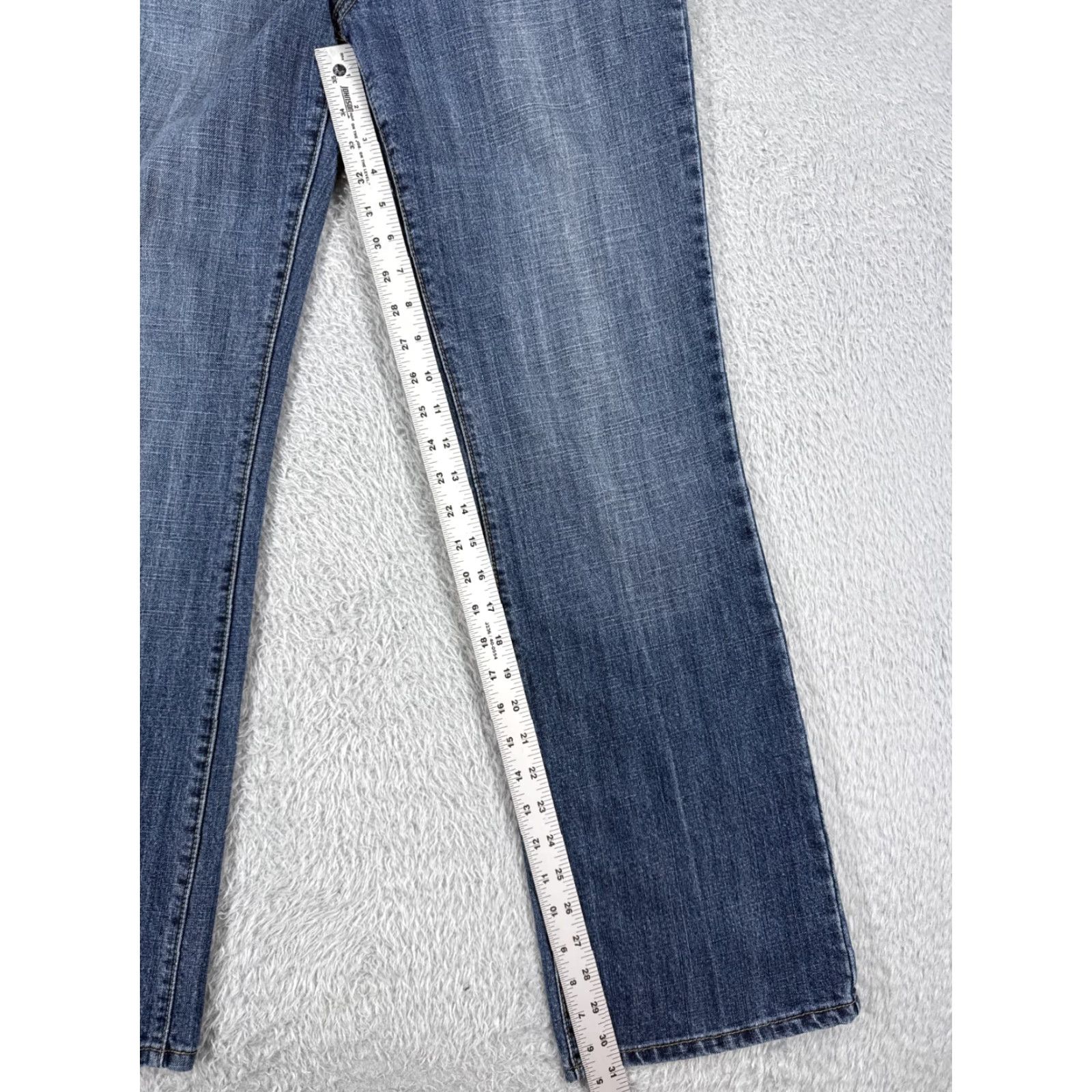 Denime Baccini Jeans Women 6 Blue Denim Bootcut 5-Pocket Embroidered Sequin Floral Cotton 30x31 Regular Capris Jeans Womens Size 28" / US 6 / IT 42 - 7 Thumbnail
