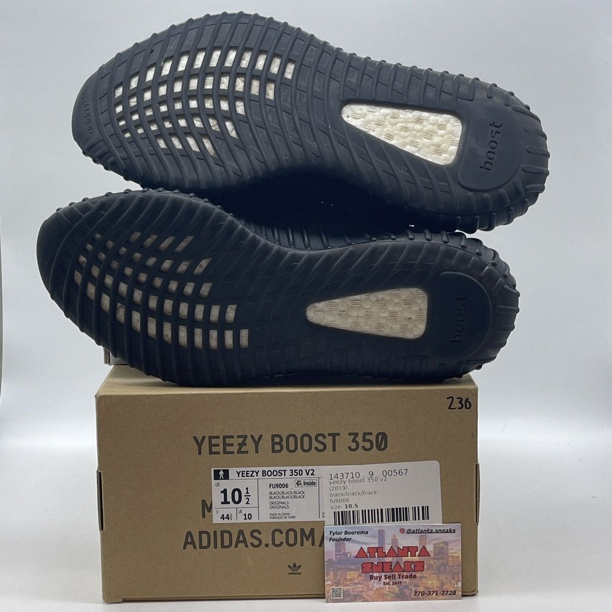 Adidas Yeezy boost 350 black non reflective Size US 10.5 / EU 43-44 - 7 Thumbnail