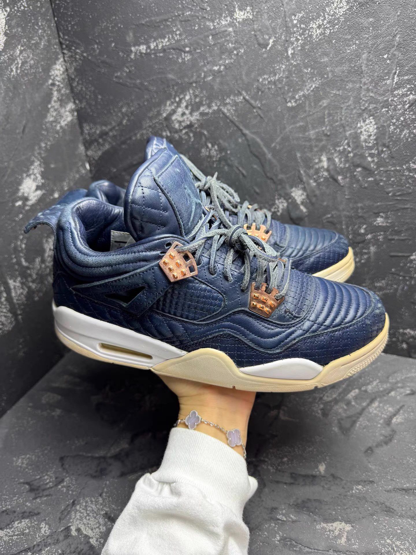 Nike Air Jordan 4 Retro Navy Retro Q10 Size US 9 / EU 42 - 7 Thumbnail