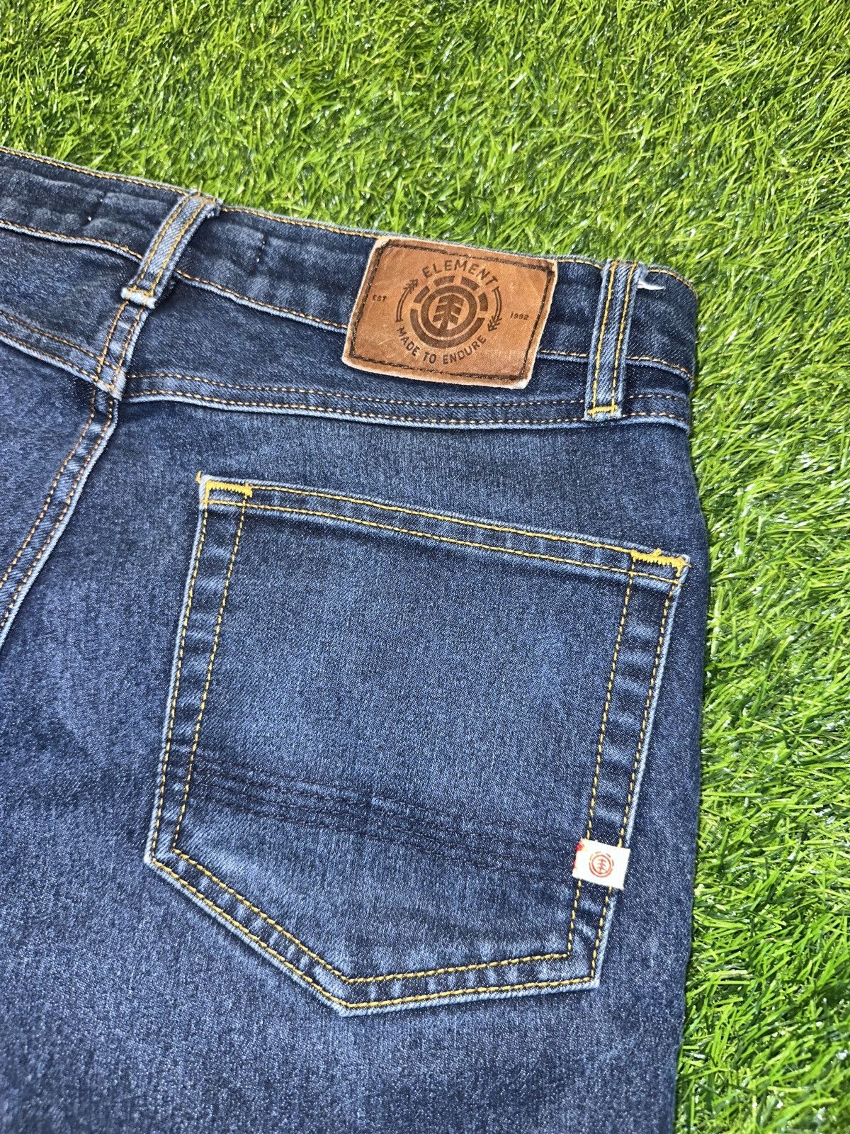 Element Element skateboards y2k jorts size W 30 Size US 30 / EU 46 - 3 Thumbnail