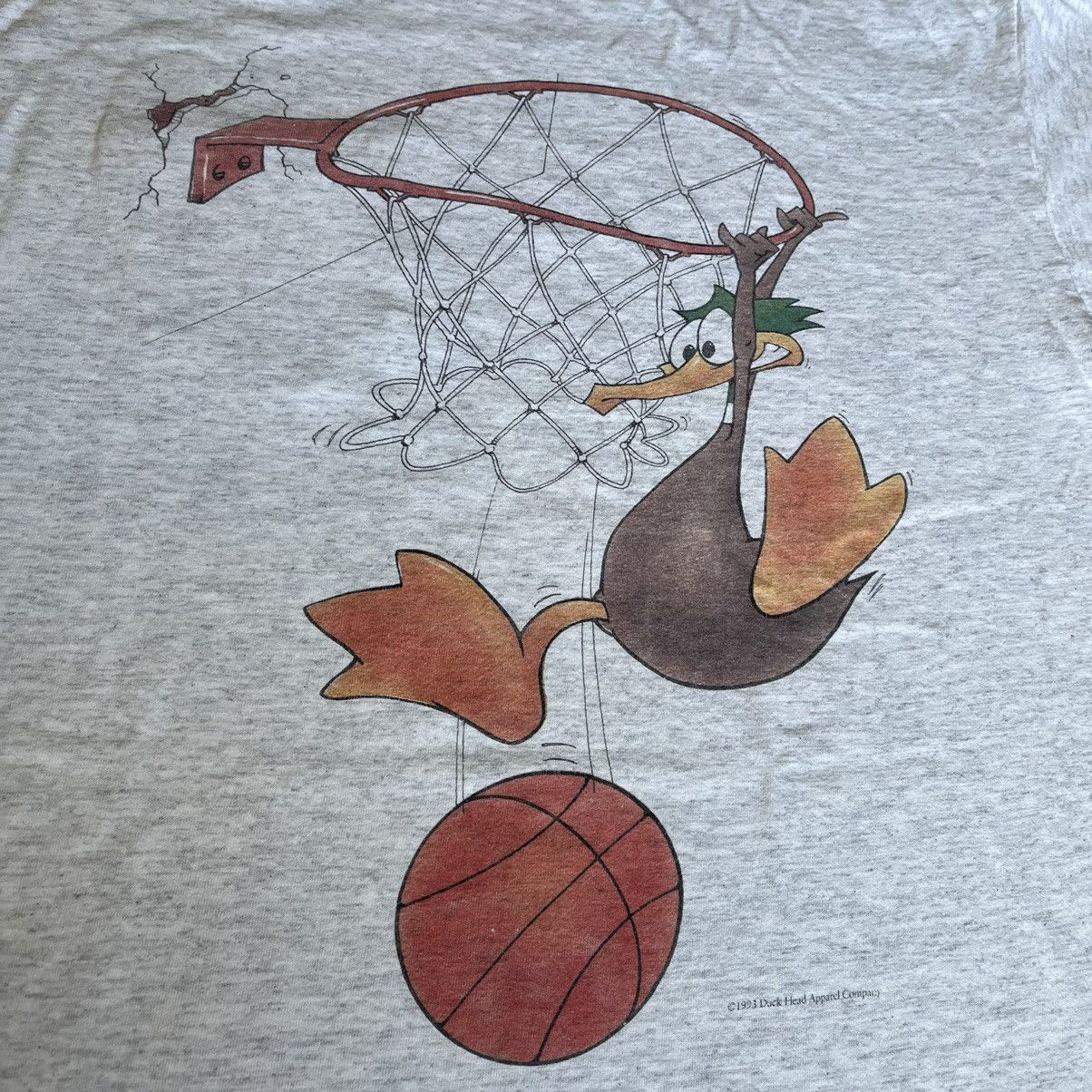 Duck Head Vintage 1993 Duck Head Basketball Dunking Pocket Graphic Tee Size US L / EU 52-54 / 3 - 4 Thumbnail