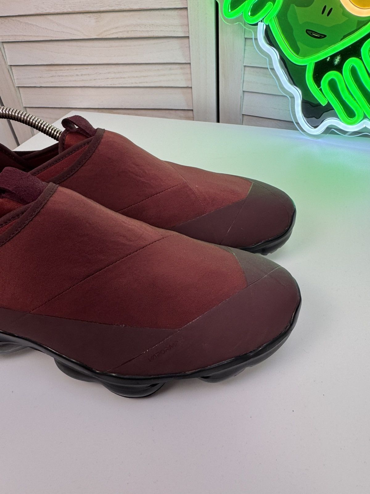 Nike Nike Air Vapormax Slip On Burgundy Men’s Size 9.5 Sneakers Size US 9.5 / EU 42-43 - 7 Thumbnail