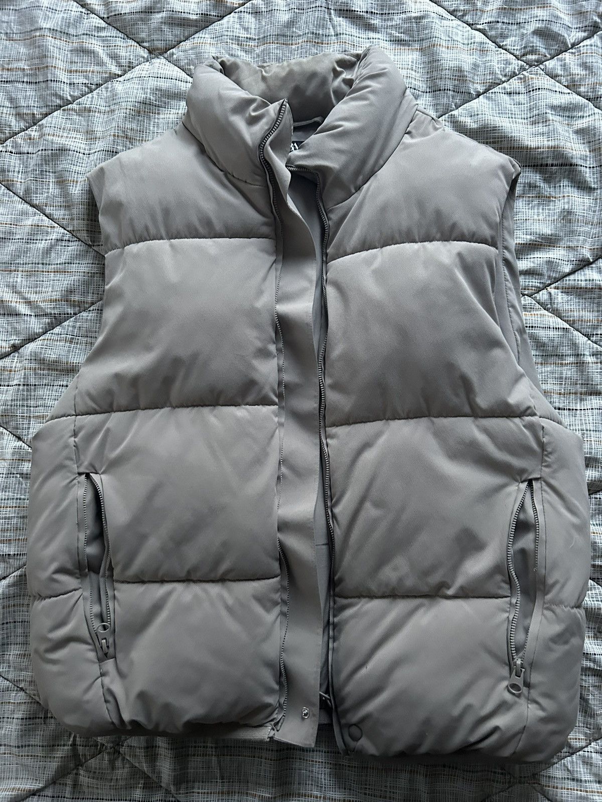 Zara Beige Zara Puffer Vest Size US L / EU 52-54 / 3 - 1 Thumbnail