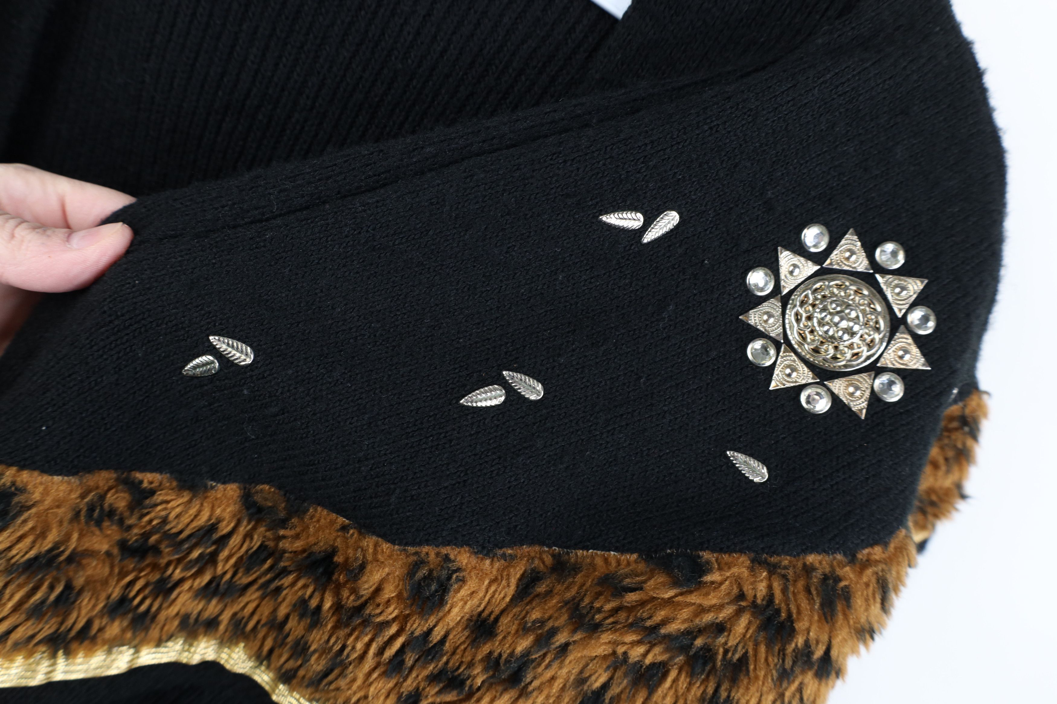 Vintage Vintage 90s Streetwear Knit Sun Feather Leopard Sweater Size ONE SIZE - 5 Thumbnail