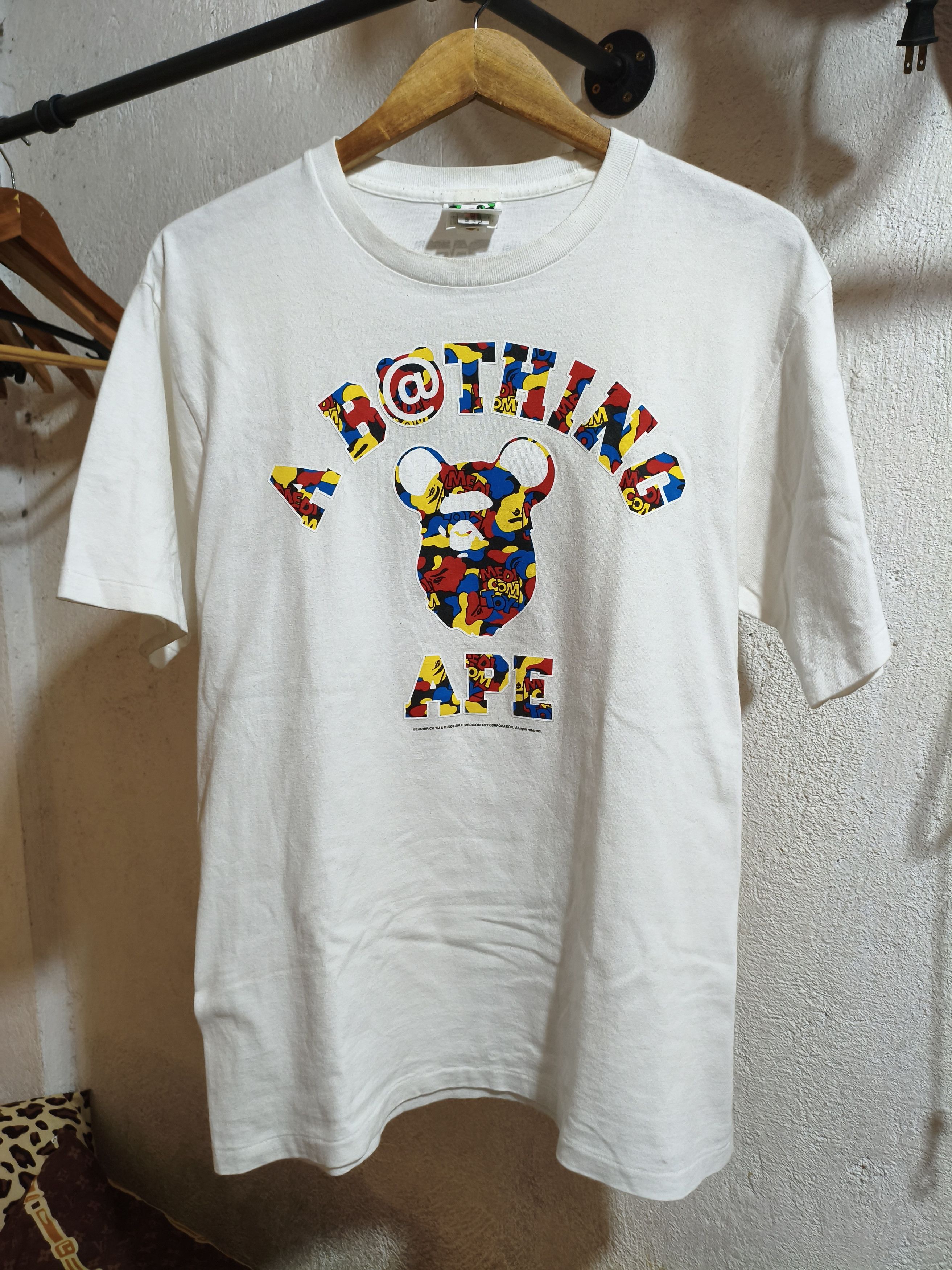 Bape Bape medicom toy bape play college tee Size US L / EU 52-54 / 3 - 1 Thumbnail