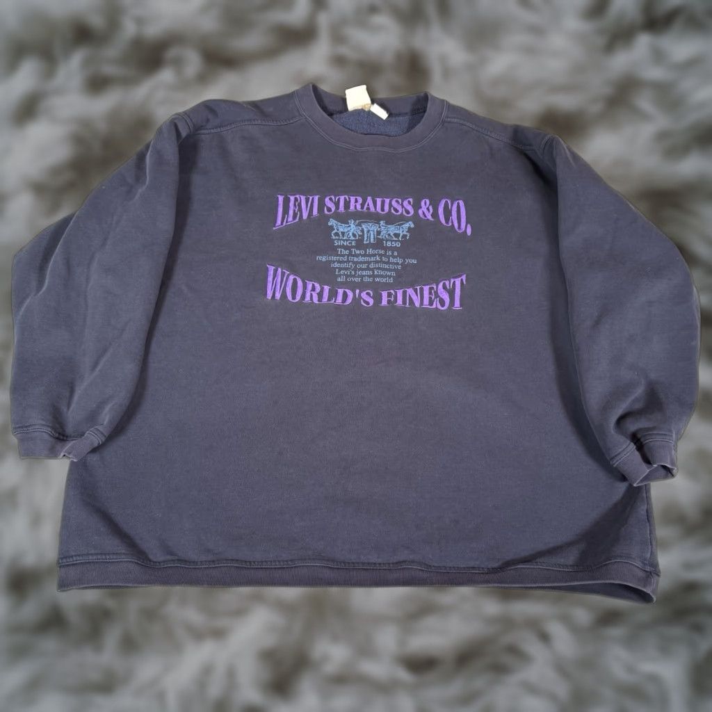 Levi's VINTAGE Levi's Sweatshirt Women 1X Pullover Crew Neck Embroidered Blue Retro Activewear Size 1X Womens Size XL / US 12-14 / IT 48-50 - 1 Thumbnail