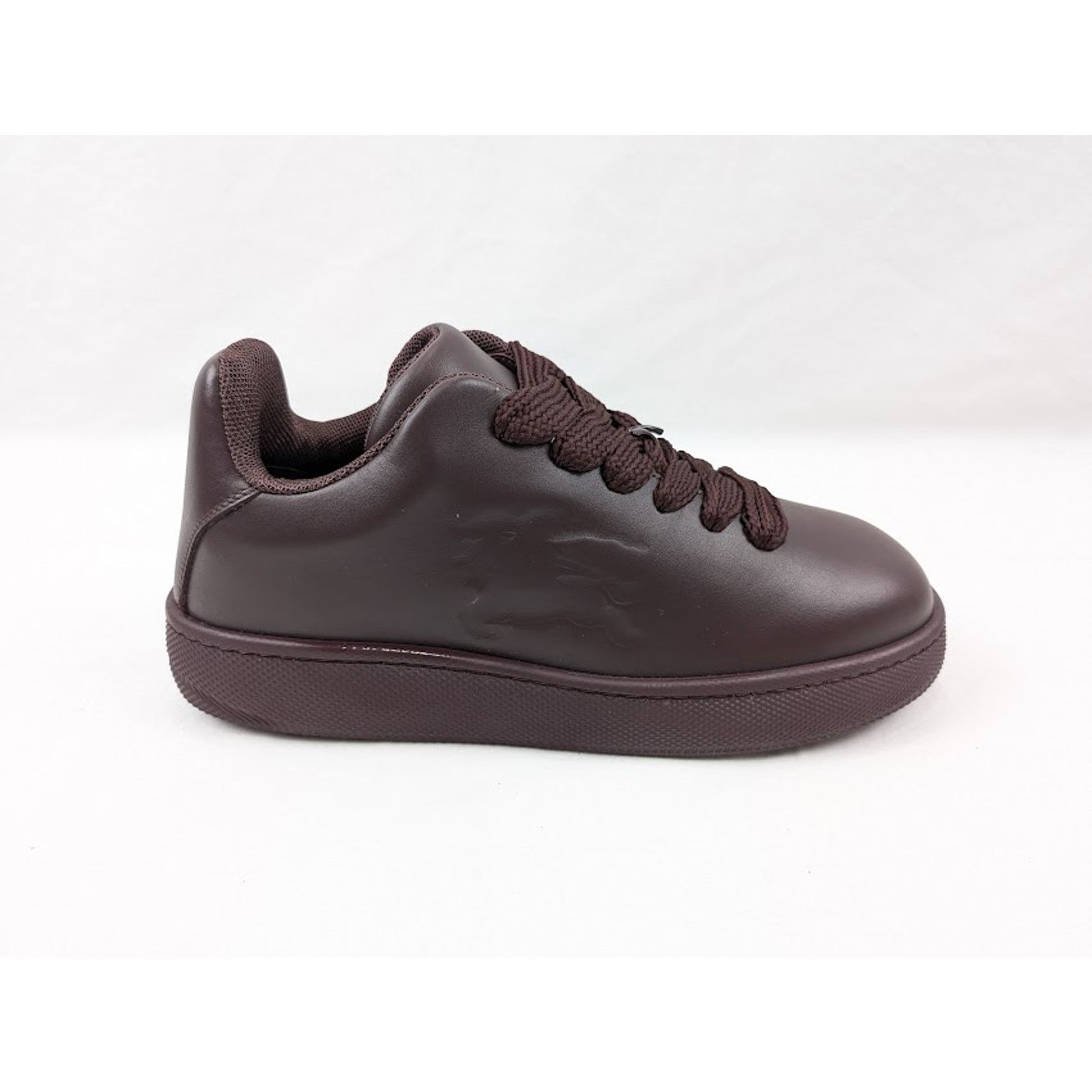 Burberry Burberry shoes Low Top Sneakers | Grailed