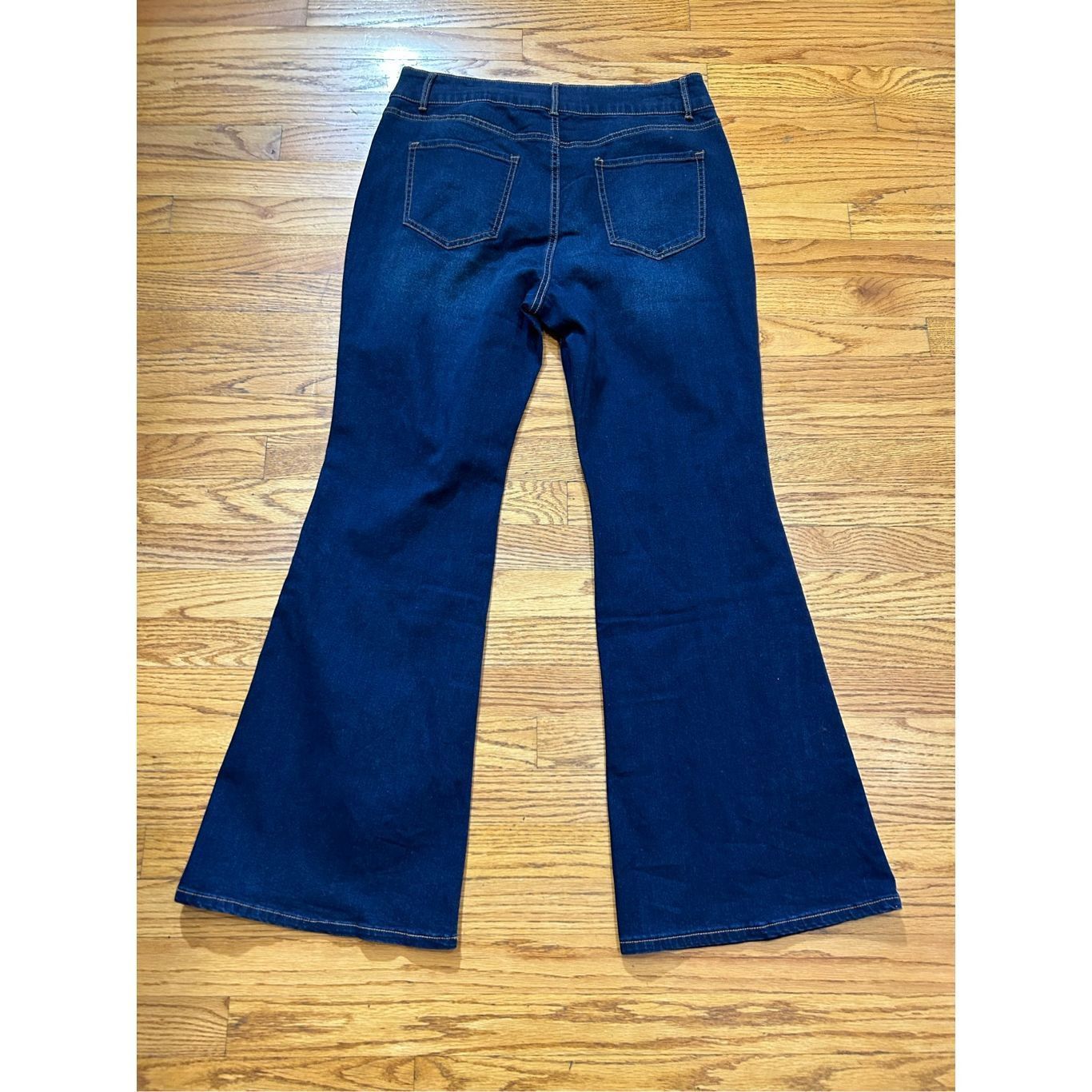 Other No Boundaries Juniors Double Button High Rise Flare Strech D Size 25" / US 0 / IT 36 - 5 Thumbnail