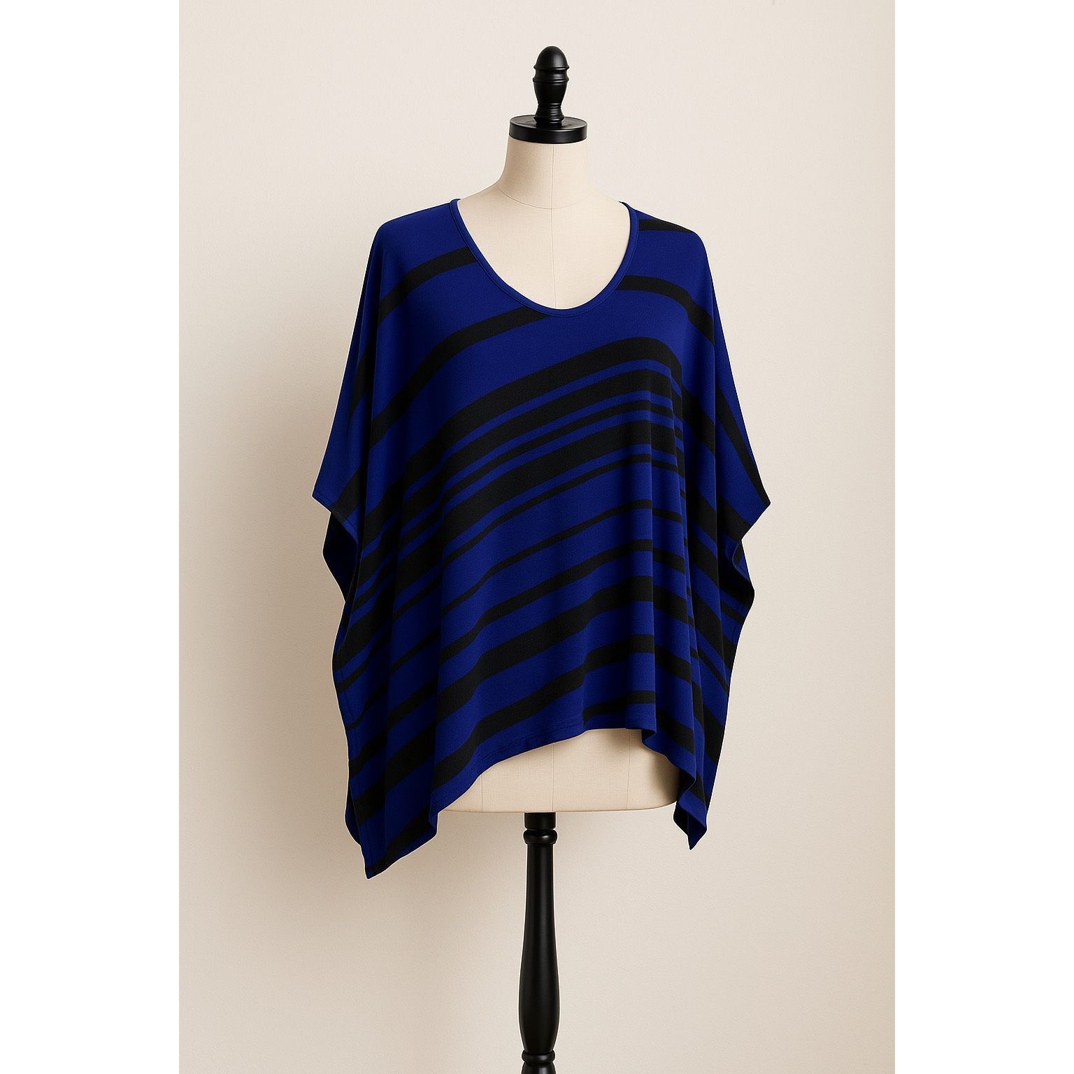 Bcbgmaxazria BCBGMaxAzria Oversized Blue Black Striped Batwing Blouse Siz Size S / US 4 / IT 40 - 1 Thumbnail
