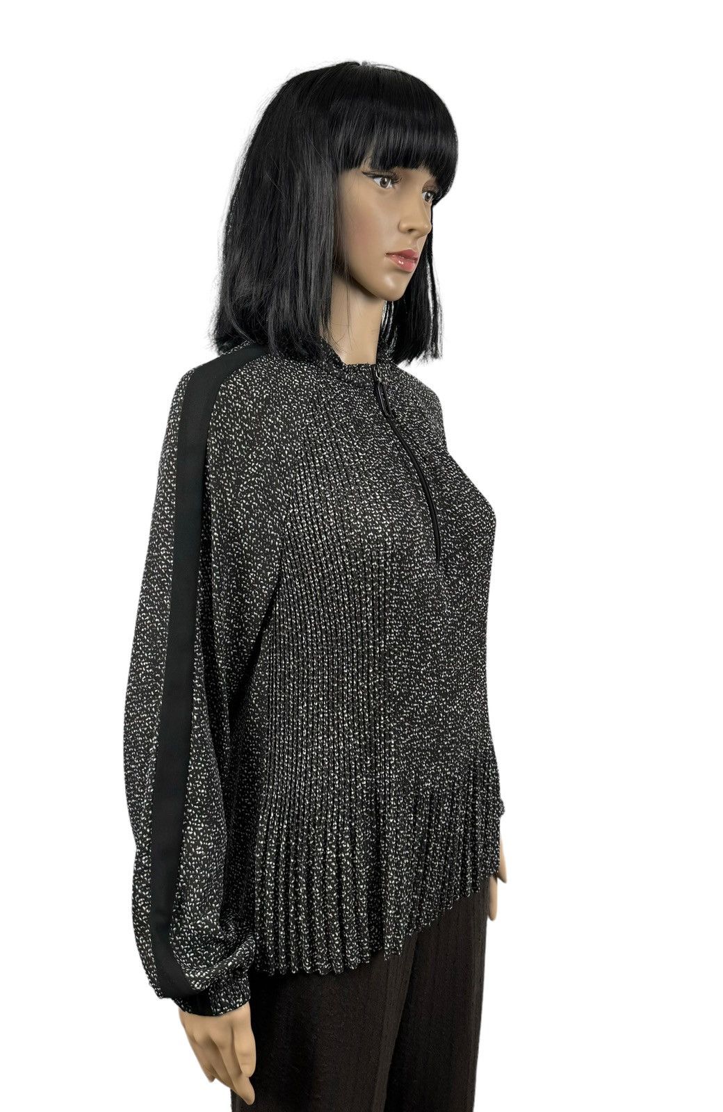 Other Marc Cain Pleaded Polka Dot Printed Blouse 1/3 Zip size M Size M / US 6-8 / IT 42-44 - 5 Thumbnail