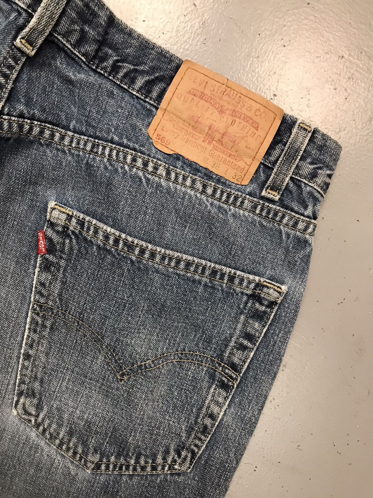 Levi's Vintage Levi’s 569 loose straight denim Size US 38 / EU 54 - 18 Thumbnail