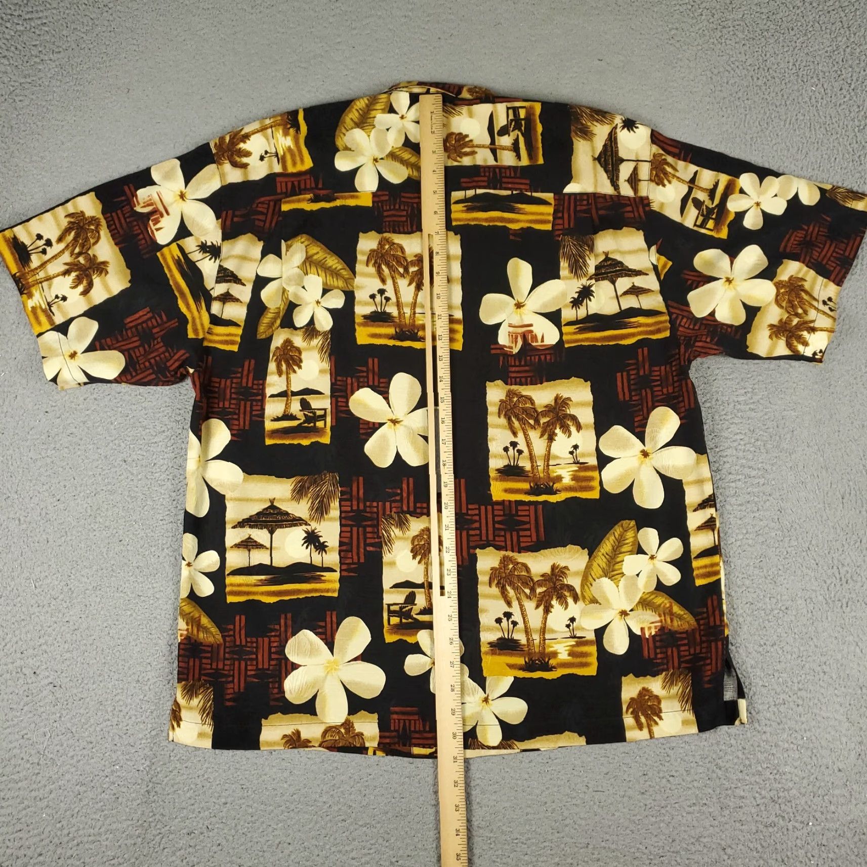 Tommy Bahama Tommy Bahama Shirt Mens Large Black Yellow Floral Hawaiian Button-Up Shirt Size US L / EU 52-54 / 3 - 4 Thumbnail