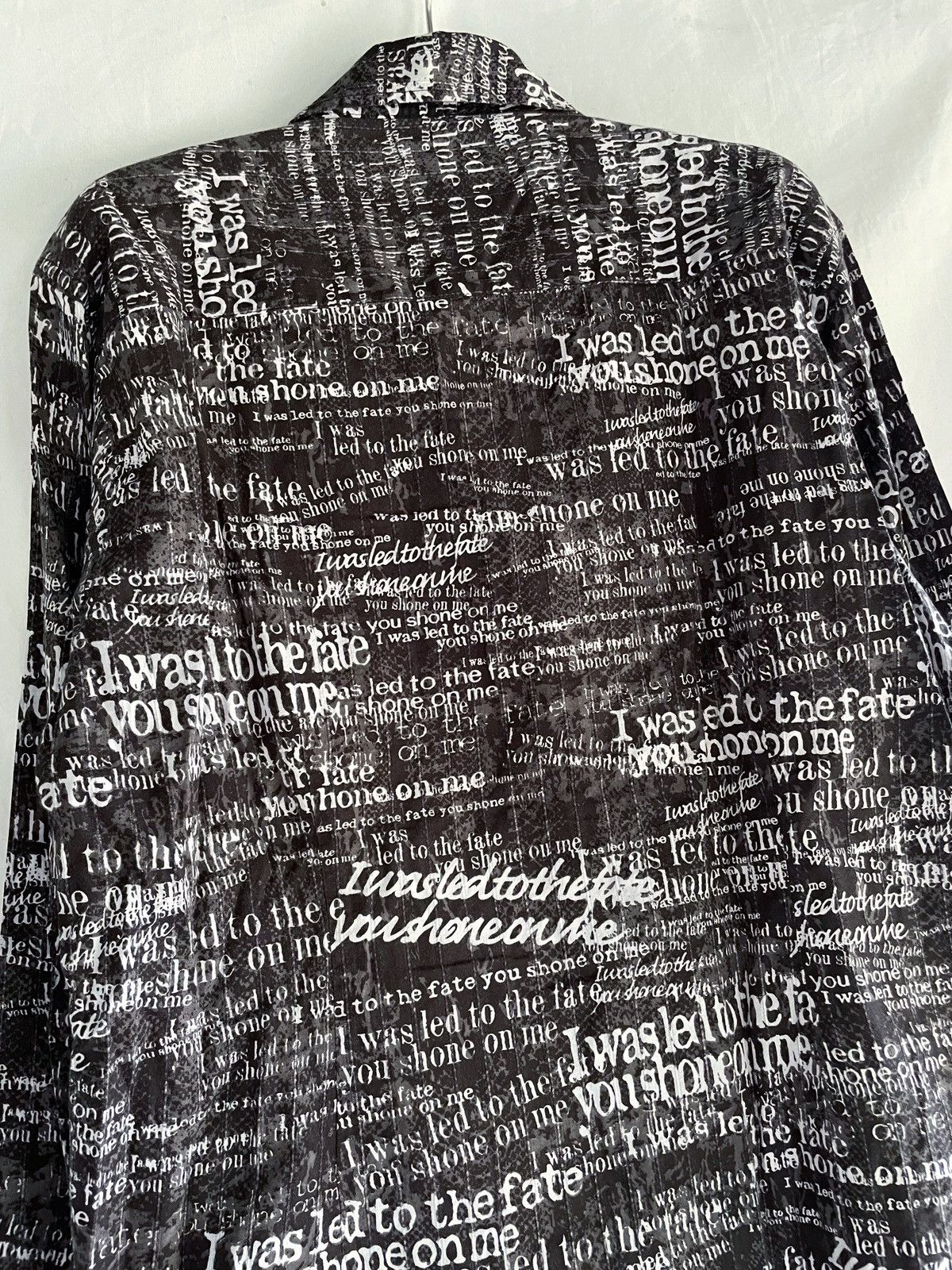 Japanese Brand SPLENDID SATISFACTION WRITER POEM BUTTON DOWN SHIRT Size US XL / EU 56 / 4 - 9 Thumbnail
