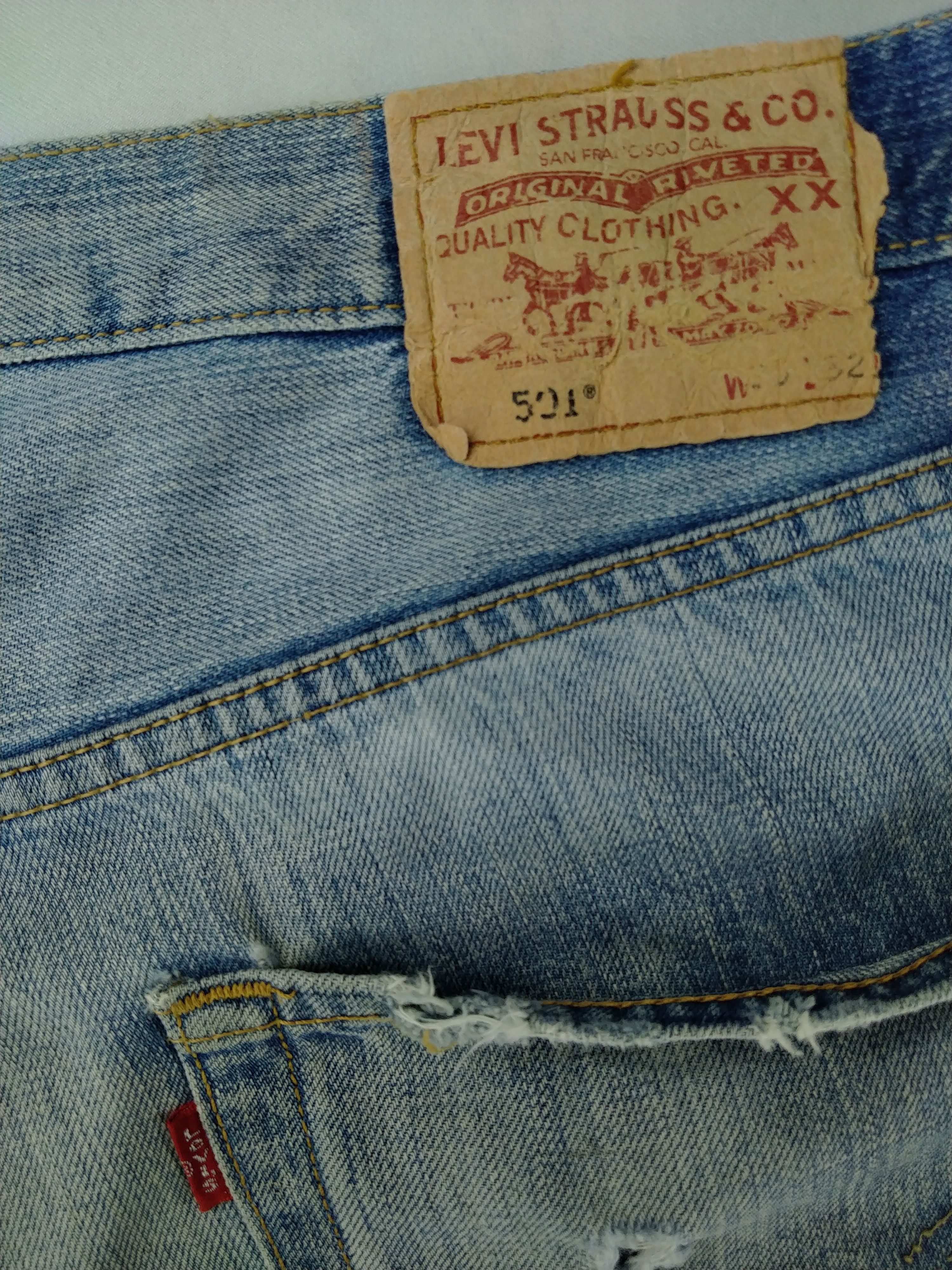 Levi's 90s Light Wash Ripped Vintage Levi's 501 36x28 Denim -JN999 Size US 36 / EU 52 - 10 Thumbnail