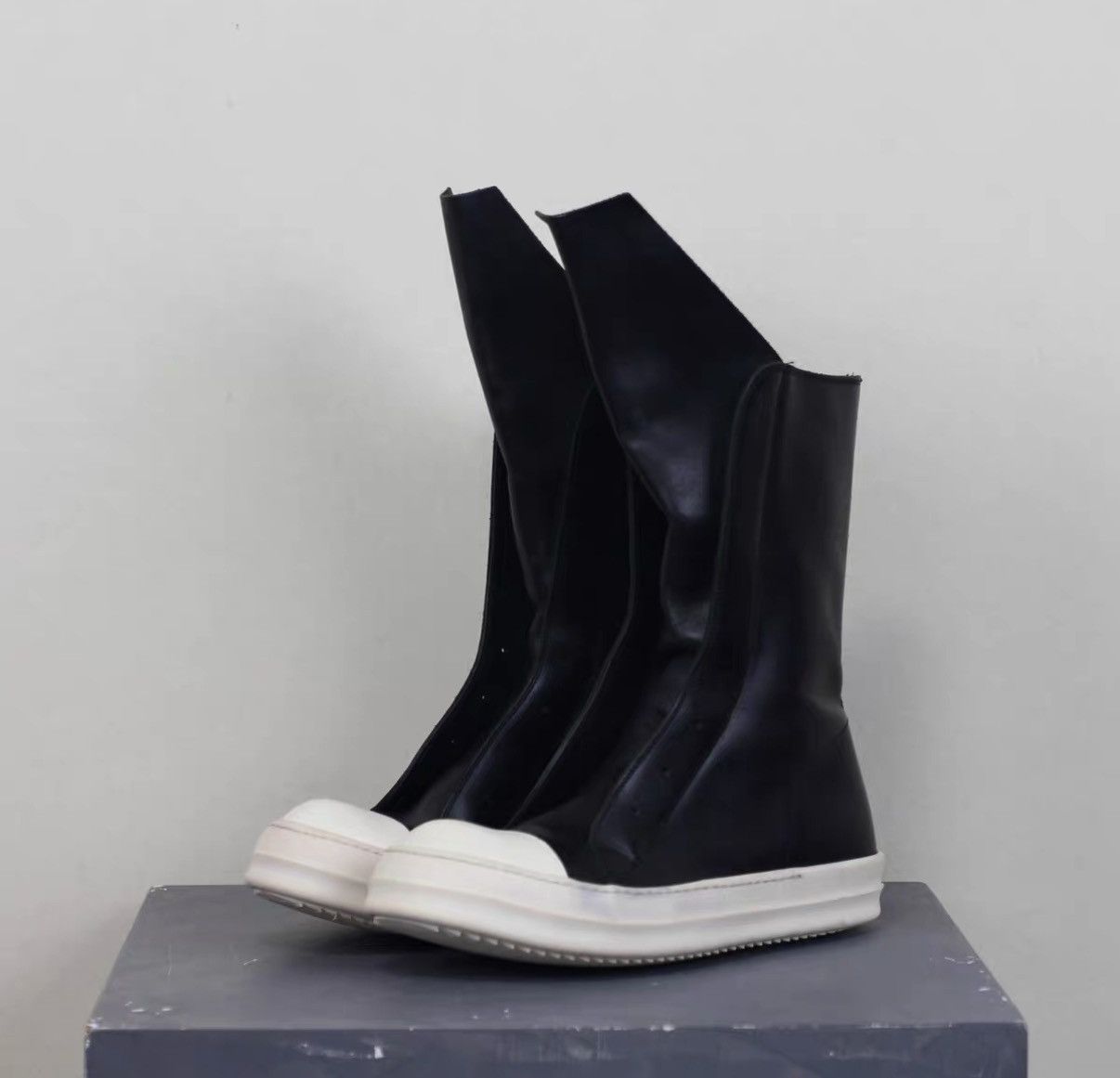 Rick Owens Rick Owens Leather High-Top Extended Tongue Military Boots Size US 8 / EU 41 - 1 Thumbnail