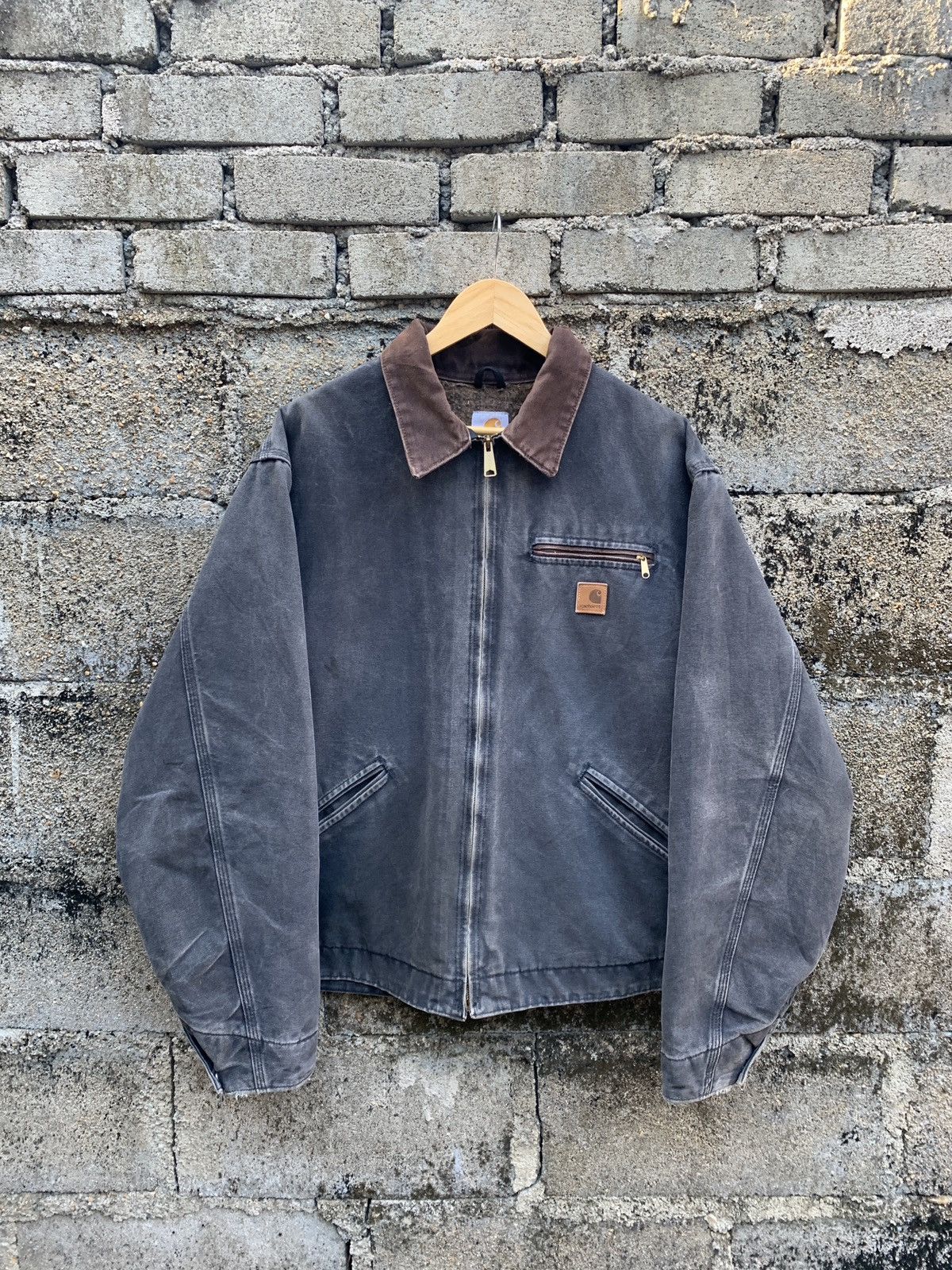 Carhartt × Vintage Vtg Carhartt J97 Faded Black/DarkGrey Detroit Jacket Size US L / EU 52-54 / 3 - 2 Thumbnail