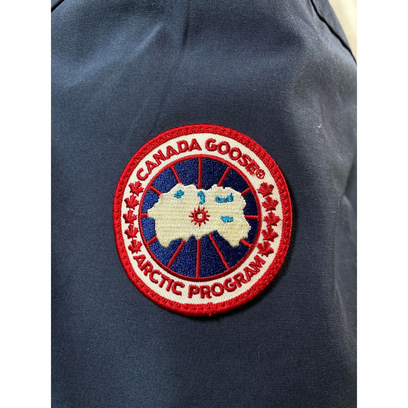 Canada Goose Canada Goose White Fur Navy Long Parka Size US M / EU 48-50 / 2 - 14 Thumbnail