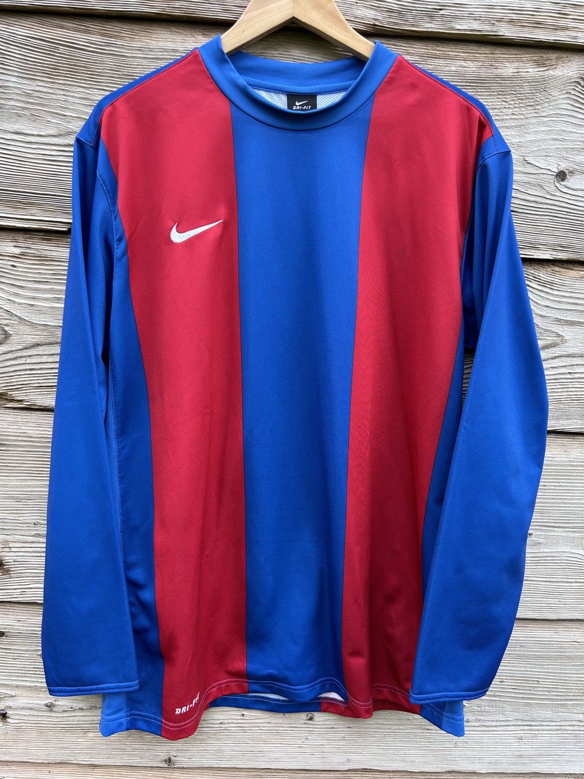 Nike Vintage Nike 2010/11 FC Barcelona Template Soccer Jersey Size US L / EU 52-54 / 3 - 1 Thumbnail