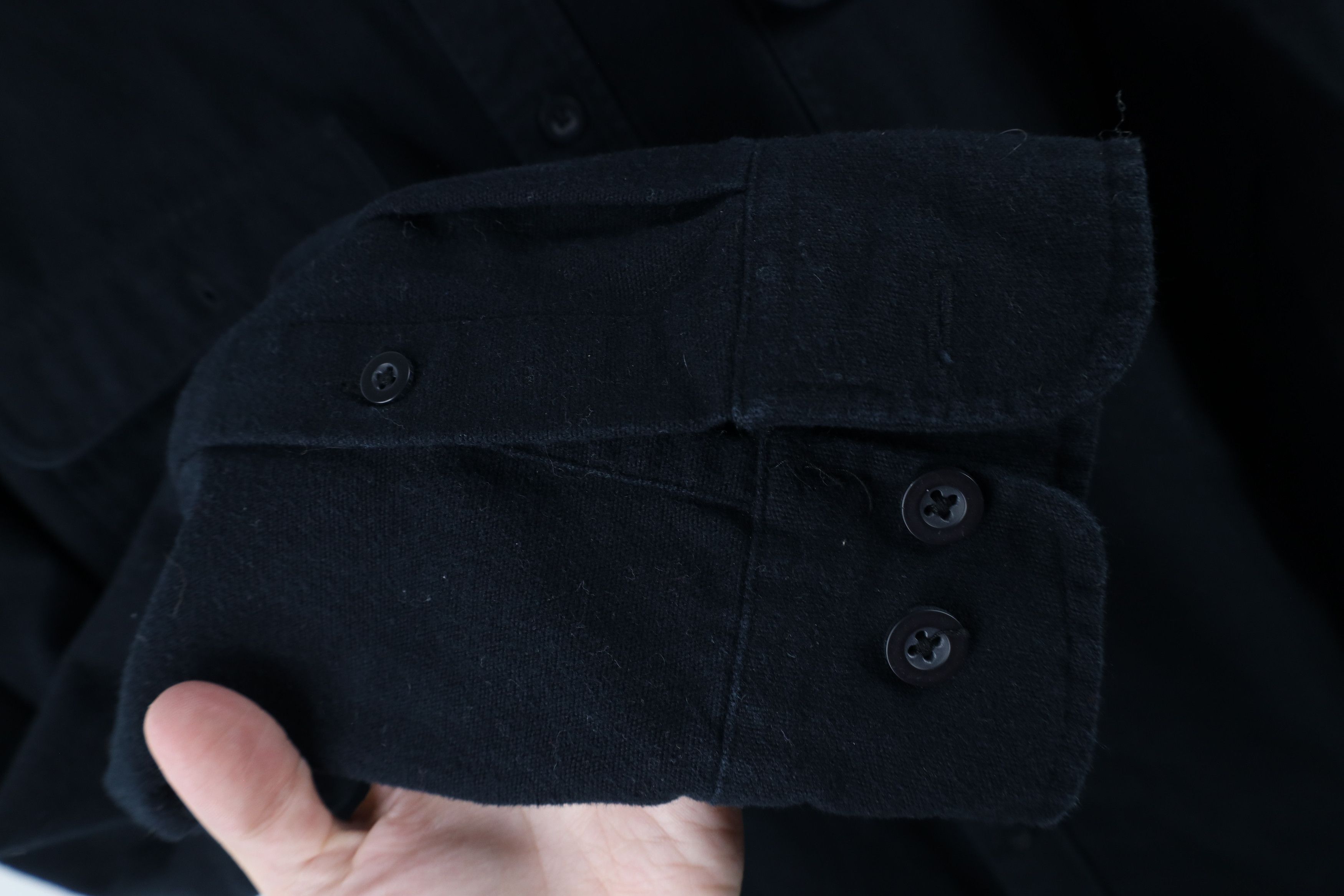 Vintage Vintage 90s Streetwear Heavyweight Canvas Button Shirt Black Size US L / EU 52-54 / 3 - 5 Thumbnail