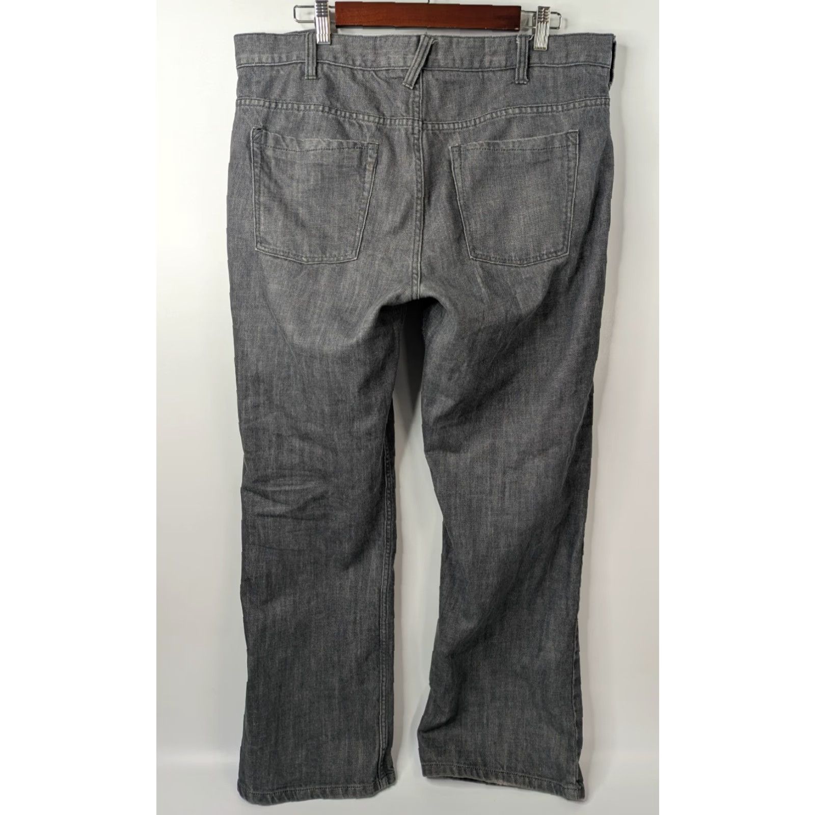Old Navy Old Navy Jeans Mens Gray Denim Cotton Bootcut 36x32 5-Pocket Regular Inseam 32 USA Vintage: No Size US 36 / EU 52 - 4 Thumbnail
