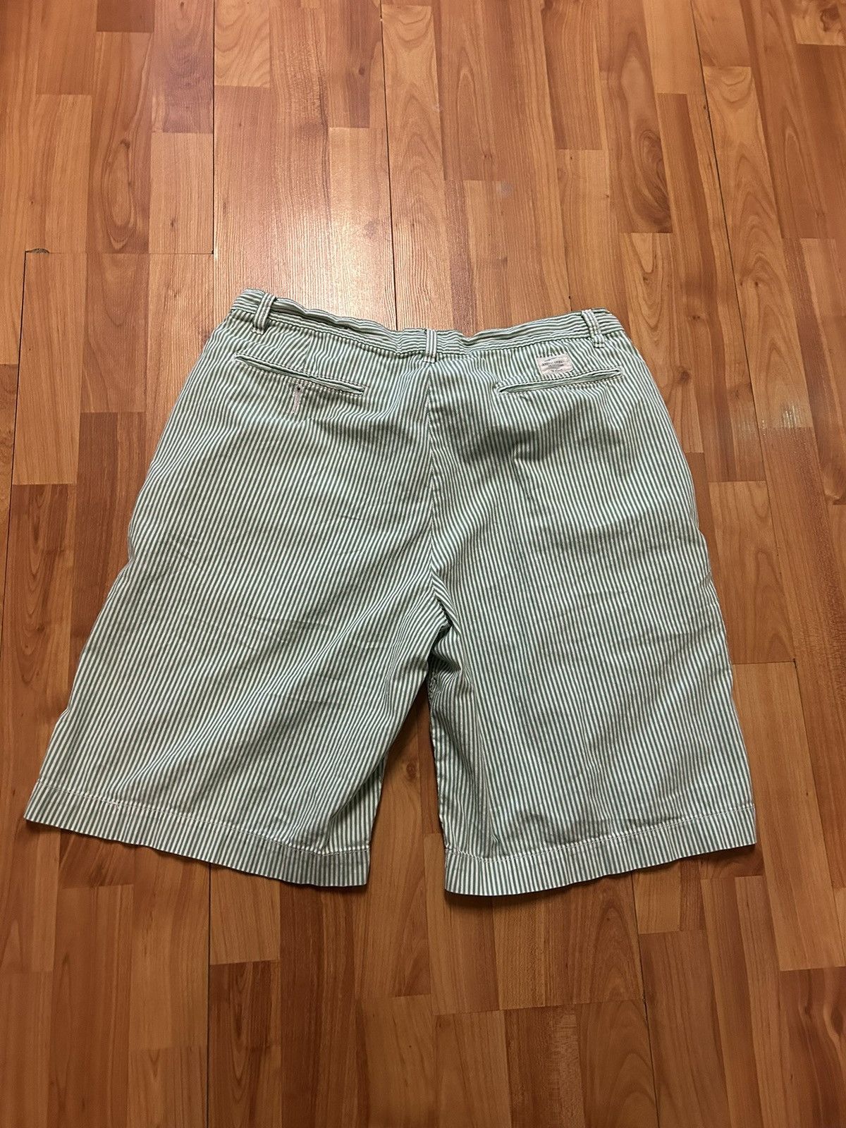American Eagle Outfitters Vintage American Eagle Pinstripes Shorts Size US 34 / EU 50 - 2 Thumbnail