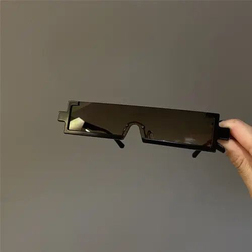 Designer × Vintage Retro tech futuristic sunglasses Size ONE SIZE - 1 Thumbnail