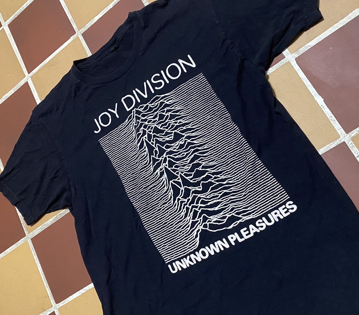 Band Tees × Vintage Vintage Joy Division Unknown Pleasures Shirt Size US L / EU 52-54 / 3 - 2 Thumbnail