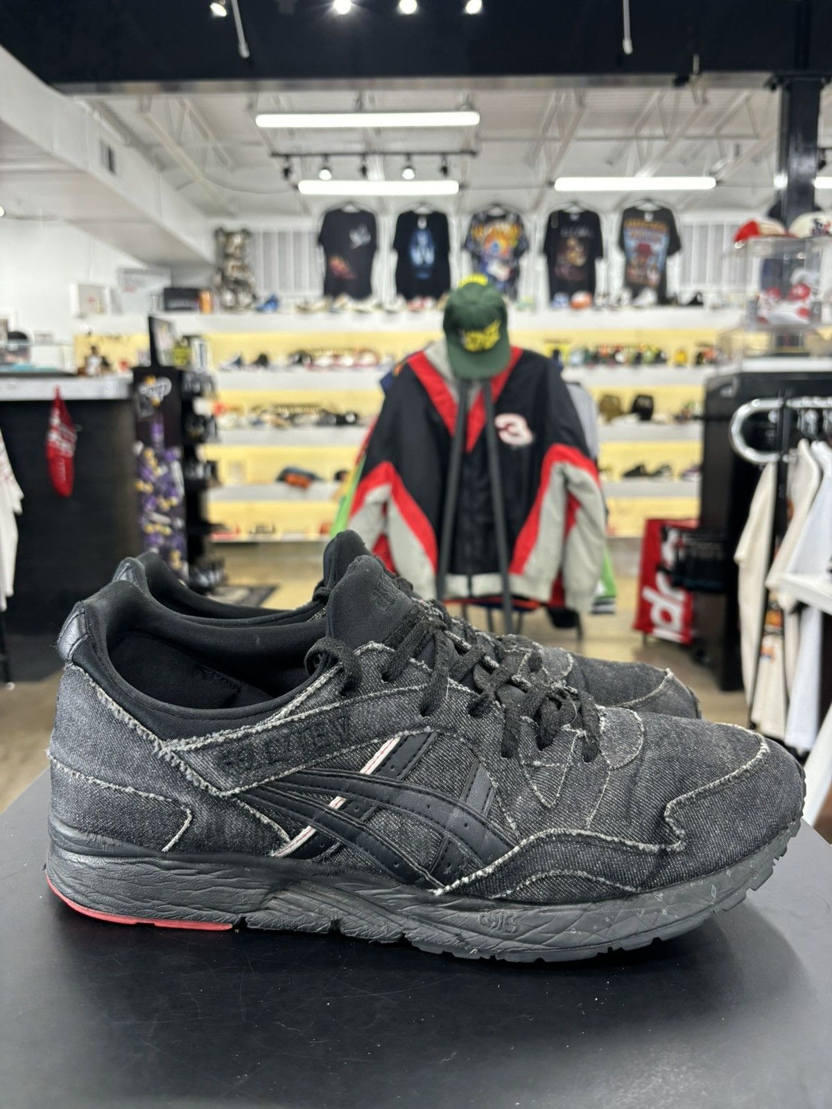 Asics ASICS Gel-Lyte V Selvedge Denim Black Sz. 13 (2016) Size US 13 / EU 46 - 6 Thumbnail