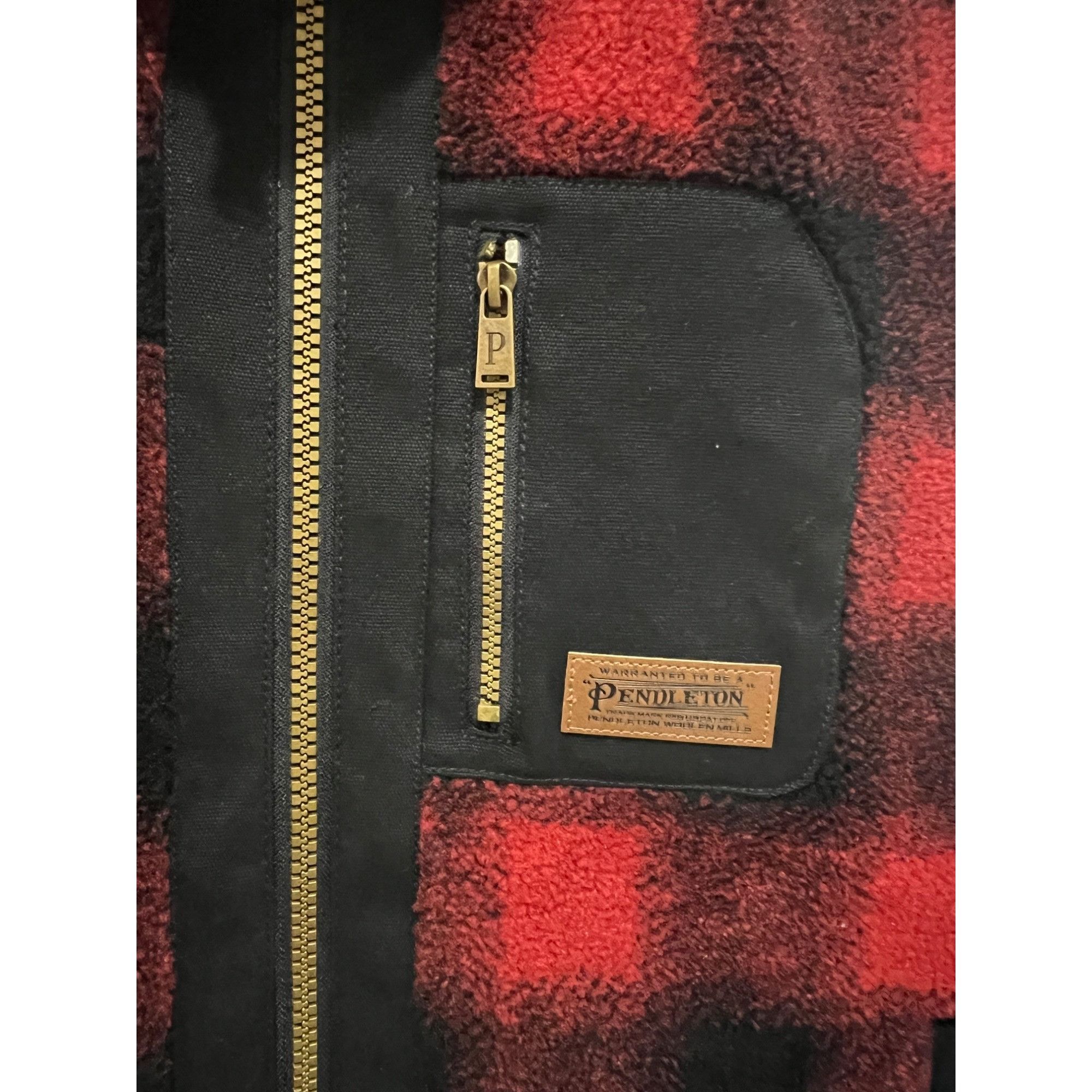 Pendleton Pendleton Men's Ridgeline Fleece Vest NWT - Size M Size US M / EU 48-50 / 2 - 5 Thumbnail