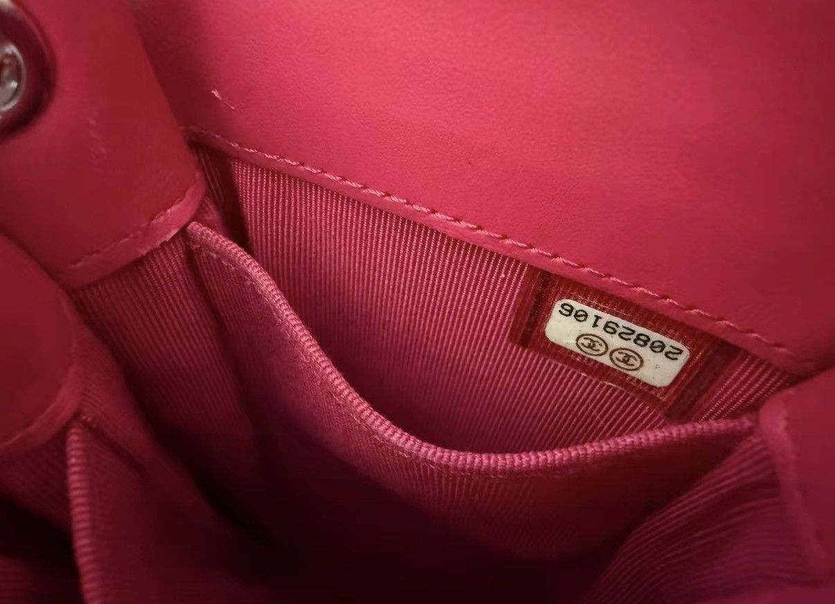 Chanel CHANEL Electric Pink Patent Leather Chain Phone Bag J36 Size ONE SIZE - 6 Thumbnail