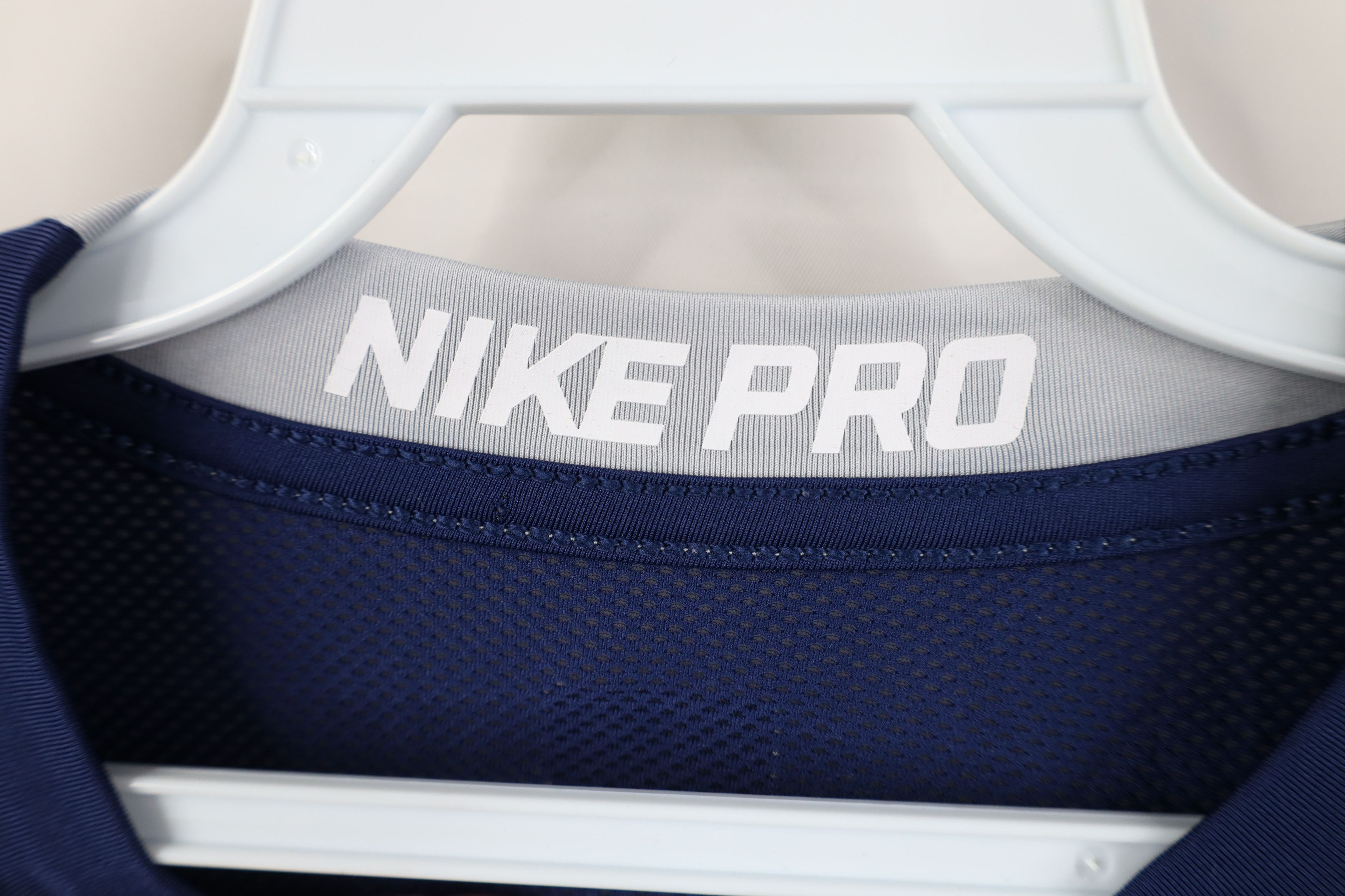 Nike Nike Pro Combat Compression 3/4 Sleeve Raglan T-Shirt Size US L / EU 52-54 / 3 - 5 Thumbnail