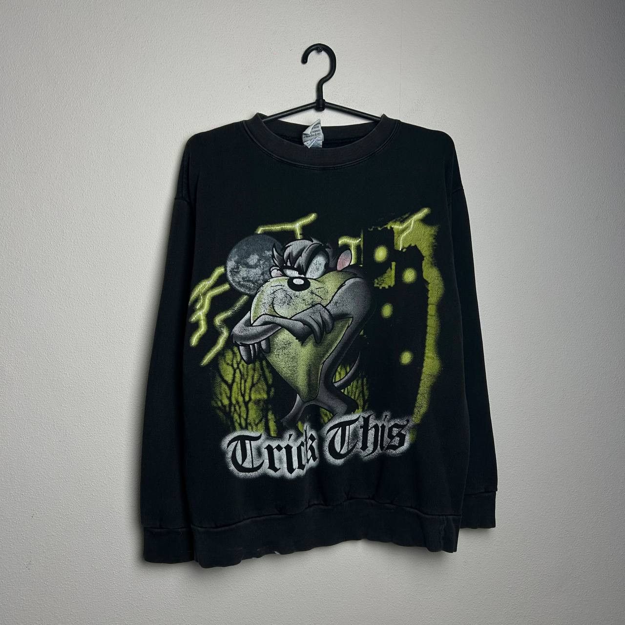 Warner Bros Vintage Looney Tunes Taz 1997 Warner Bros cartoon sweatshirt Size US XS / EU 42 / 0 - 1 Thumbnail