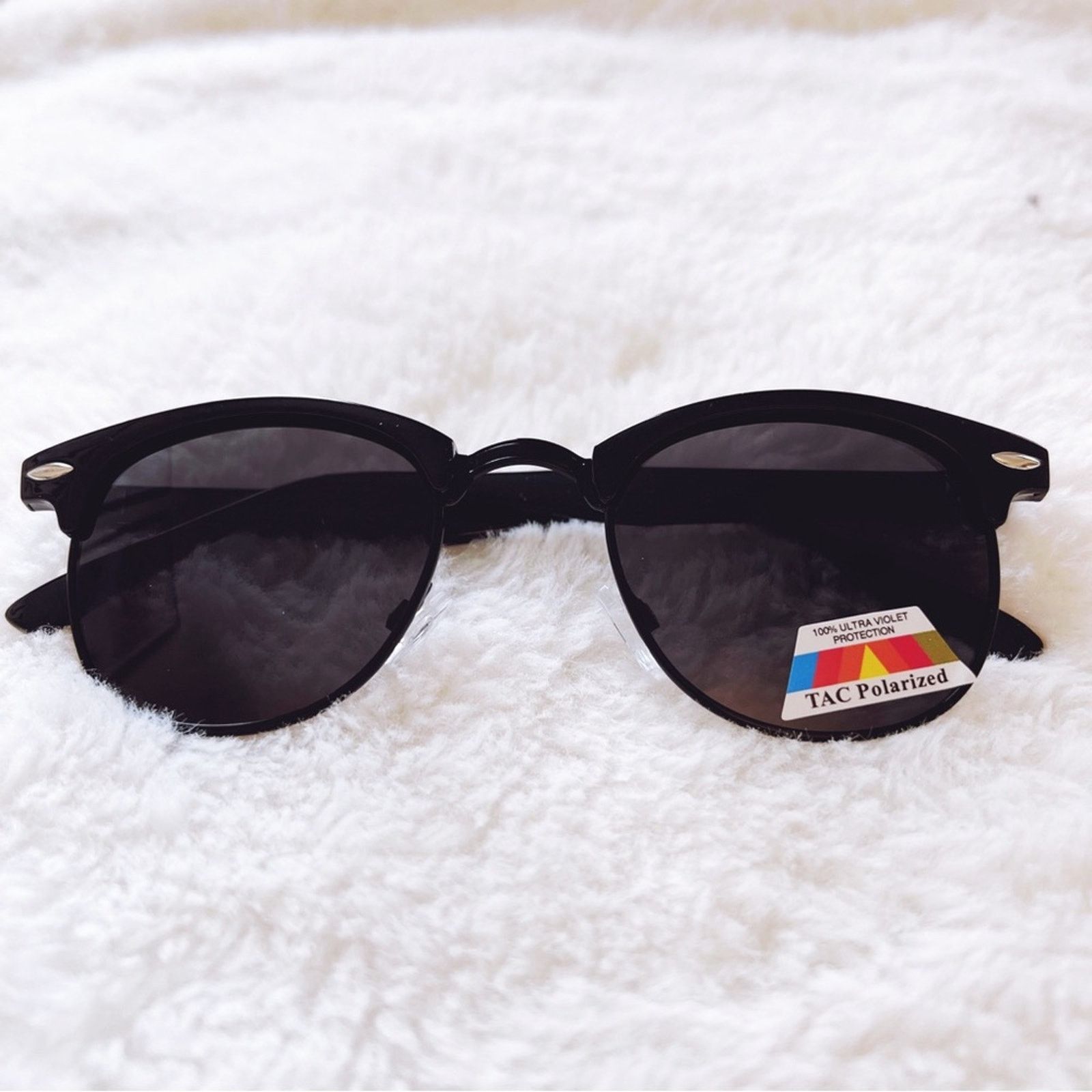 Other Theo Black Sleek Modern Sunglasses Size ONE SIZE - 3 Thumbnail