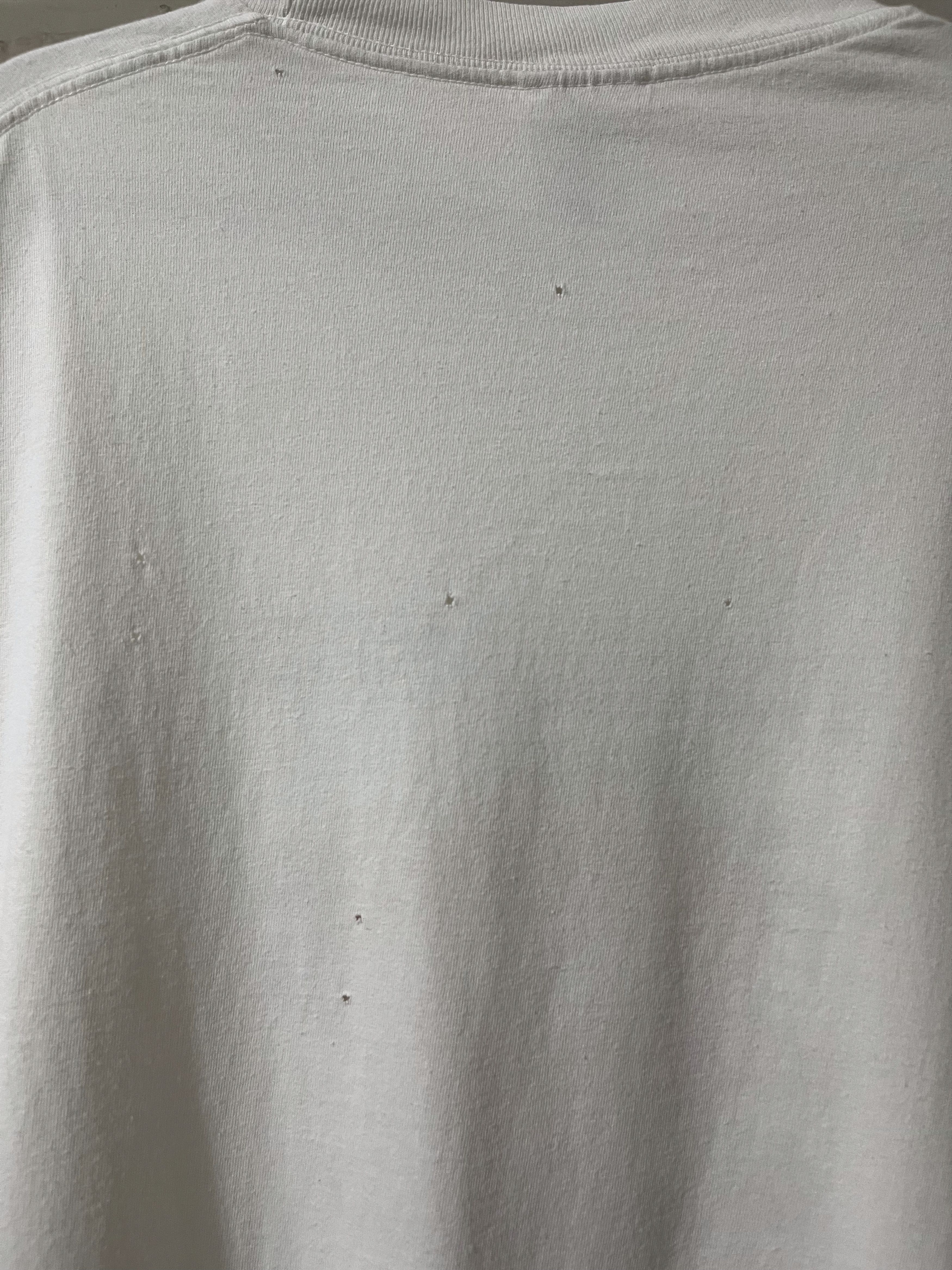 Vintage VINTAGE 2000S CALVIN AND HOBBES 'PASSING GAS' T-SHIRT Size US XL / EU 56 / 4 - 5 Thumbnail