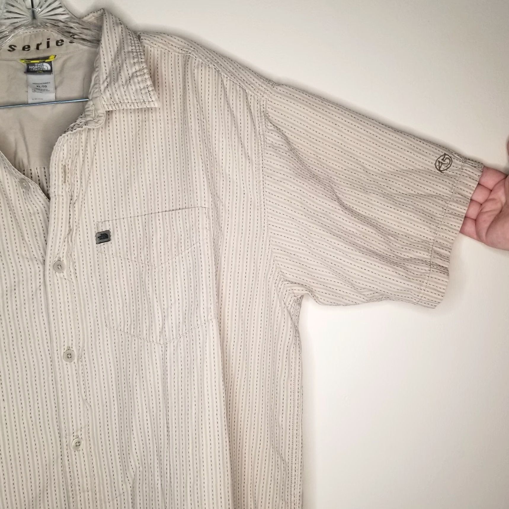 The North Face The North Face Shirt Mens XL Beige Short Sleeve Button-Up A5 Series Size US 36 / EU 52 - 4 Thumbnail