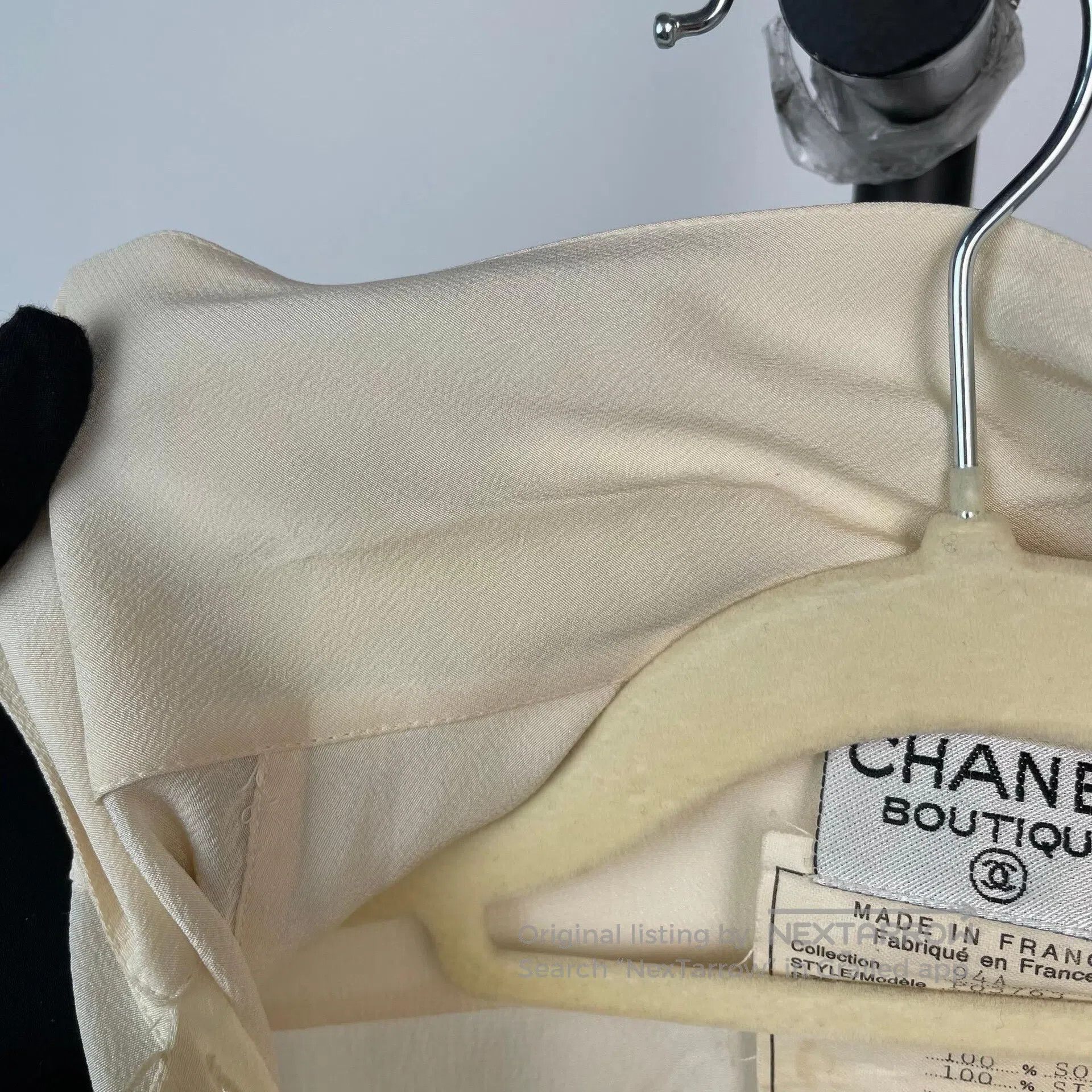 Chanel Chanel Ivory White Gold Button Long Sleeve Shirt| Size XXS / US 00 / IT 34 - 6 Thumbnail