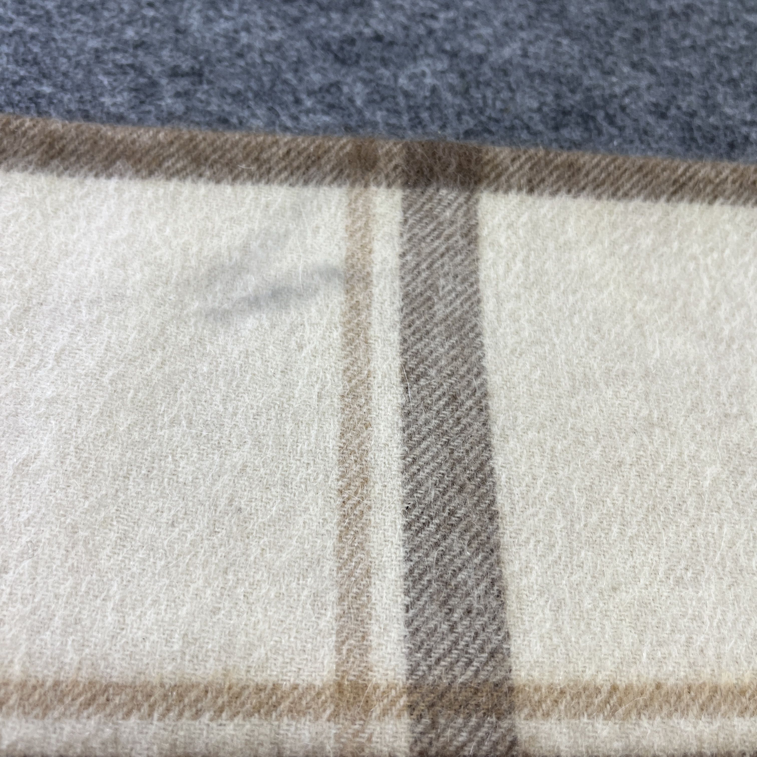 Pierre Balmain Balmain Scarf / Muffler / Neckwear T765 Size ONE SIZE - 9 Thumbnail