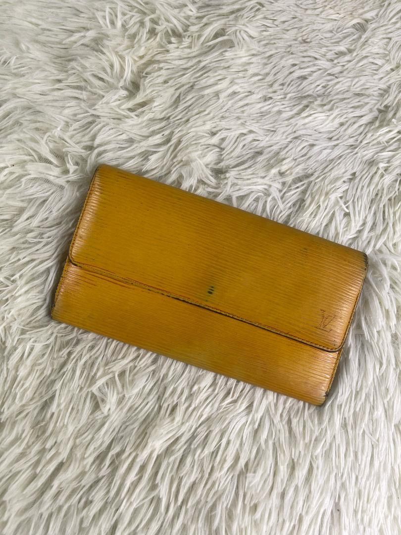 Louis Vuitton Louis Vuitton Epi Leather Trifold Long Wallet Size ONE SIZE - 4 Thumbnail