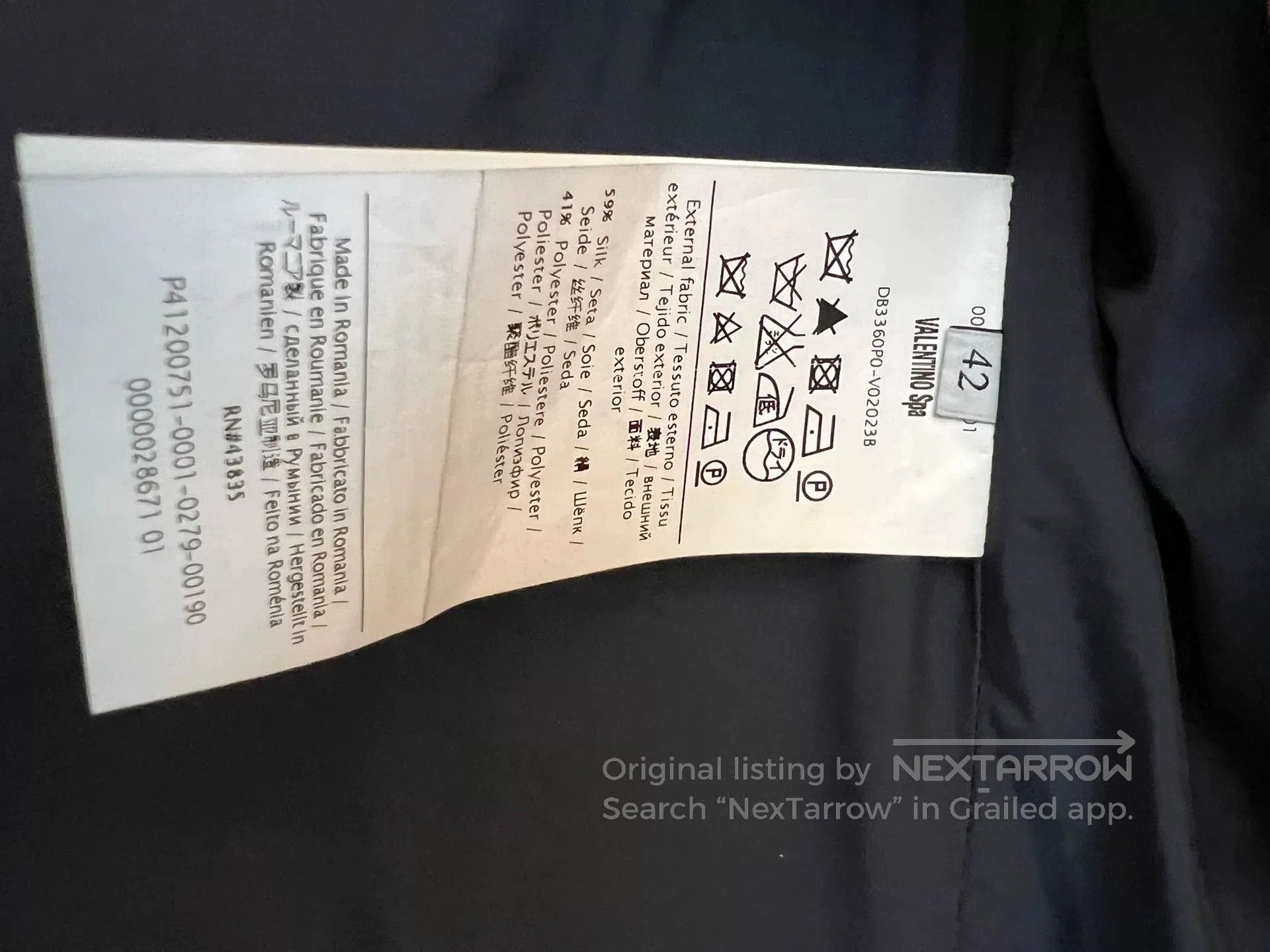 Valentino Valentino High-Waist Puffer Coat. Size US XL / EU 56 / 4 - 8 Thumbnail