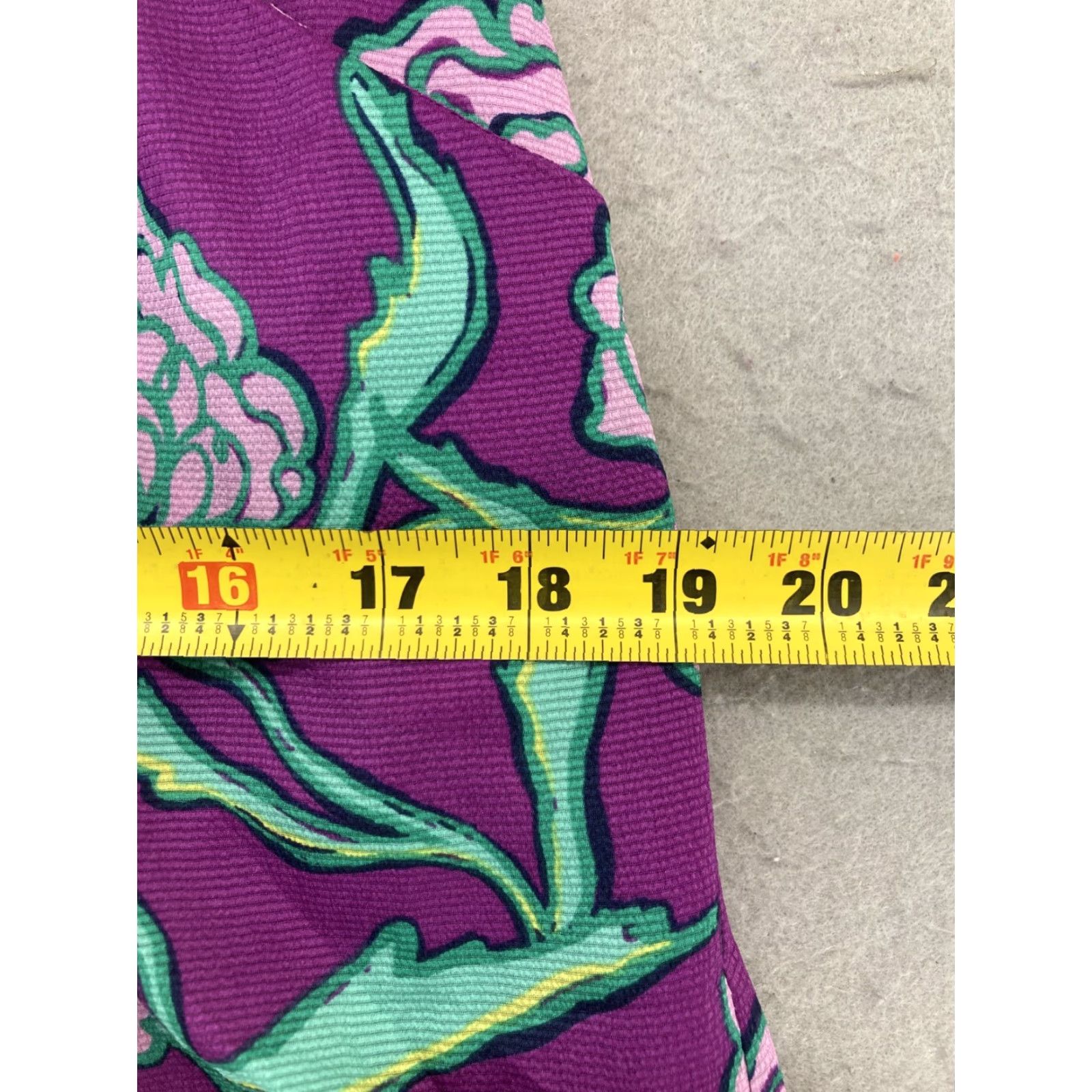 Lilly Pulitzer Lilly Pulitzer Women's Skirt 8 Short Flare Floral Cotton Beach Tropical Spring Summer Purple Elastic Waist Size 30" / US 8 / IT 44 - 3 Thumbnail