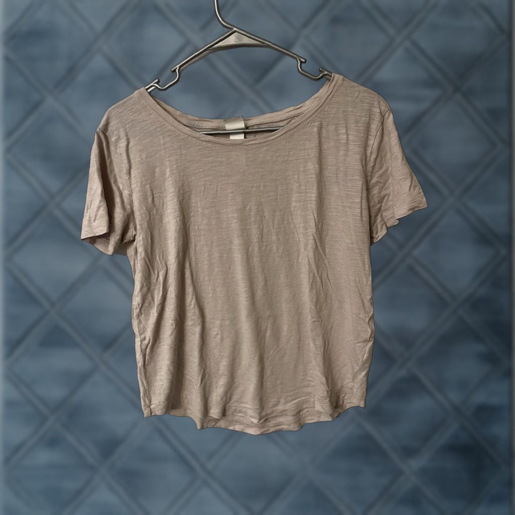H&M H&M Basic T-Shirt Womens Pink Short Sleeve Size S Casual Shirt Size S / US 4 / IT 40 - 1 Thumbnail