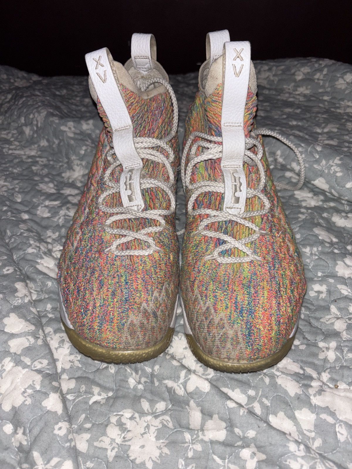Other Lebron 15 fruity pebbles Size US 10.5 / EU 43-44 - 3 Thumbnail