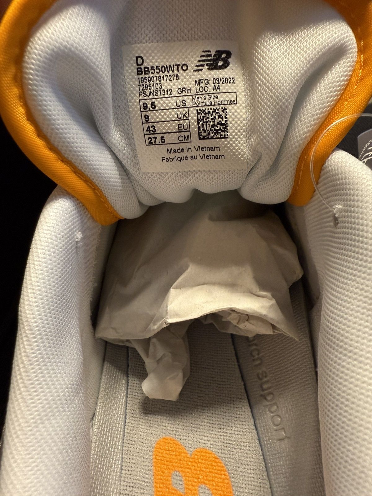 New Balance New Balance 550 “White Vibrant Orange” Size US 9.5 / EU 42-43 - 6 Thumbnail