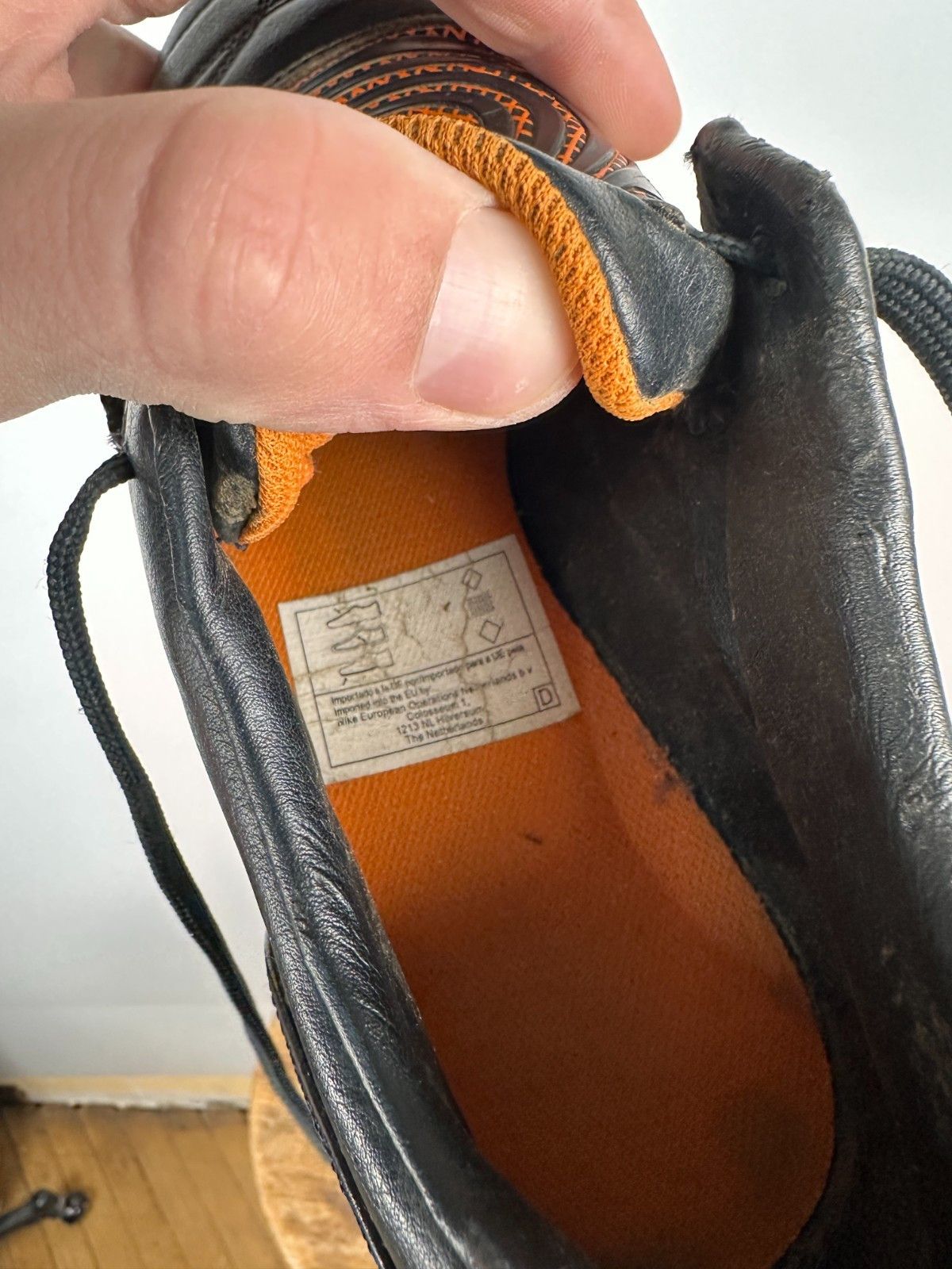 Nike Vintage Nike Total 90 Soccer Boots Leather Size US9.5 Size US 9.5 / EU 42-43 - 11 Thumbnail