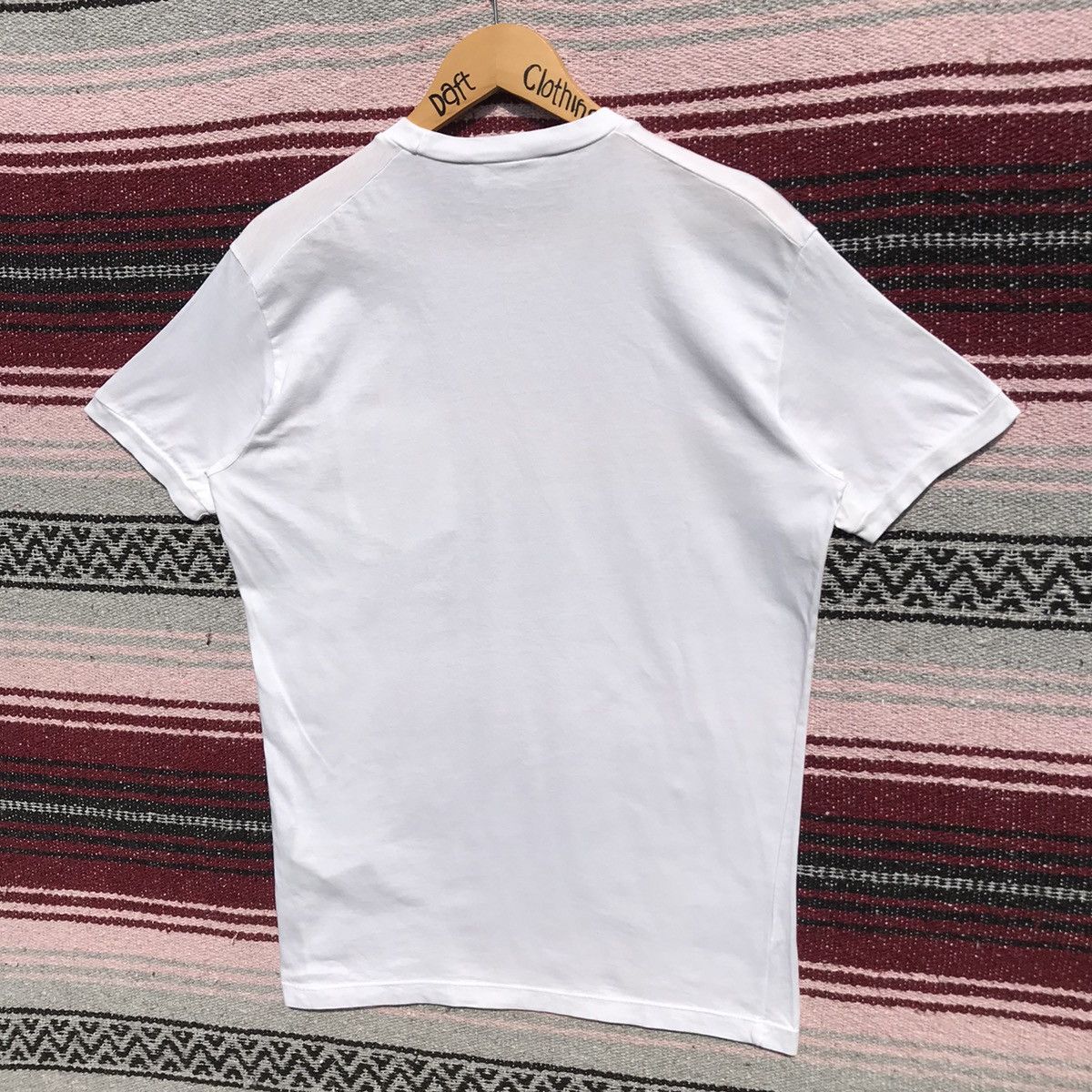 Dsquared2 Dsquared2 Hawaii Pocket Tee Vintage Dsquared2 Italy Size US M / EU 48-50 / 2 - 4 Thumbnail