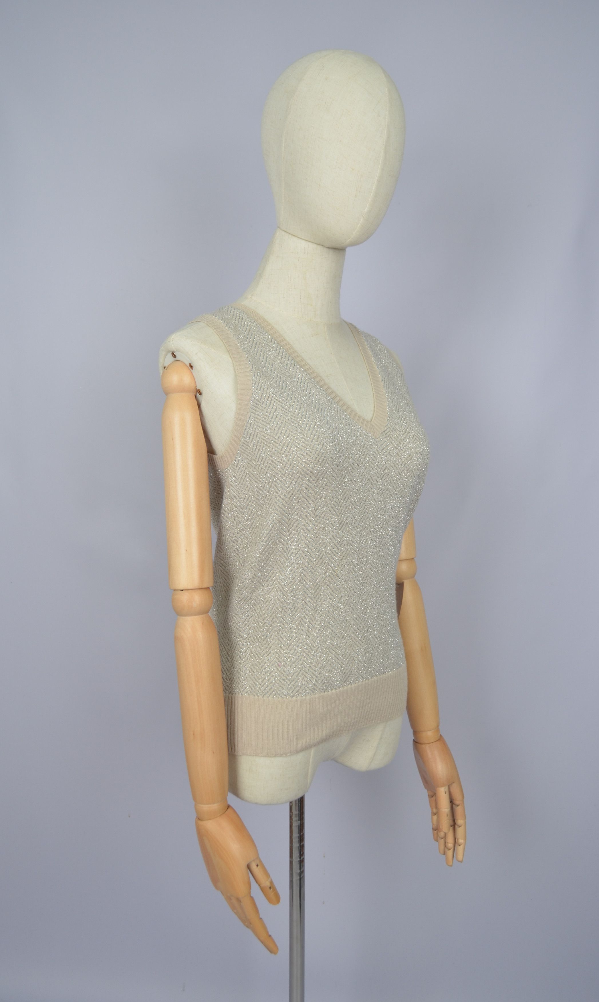 Gucci × Vintage GUCCI Beige & Silver Wool Vest Tank Top Sleeveless RARE Size S / US 4 / IT 40 - 9 Thumbnail