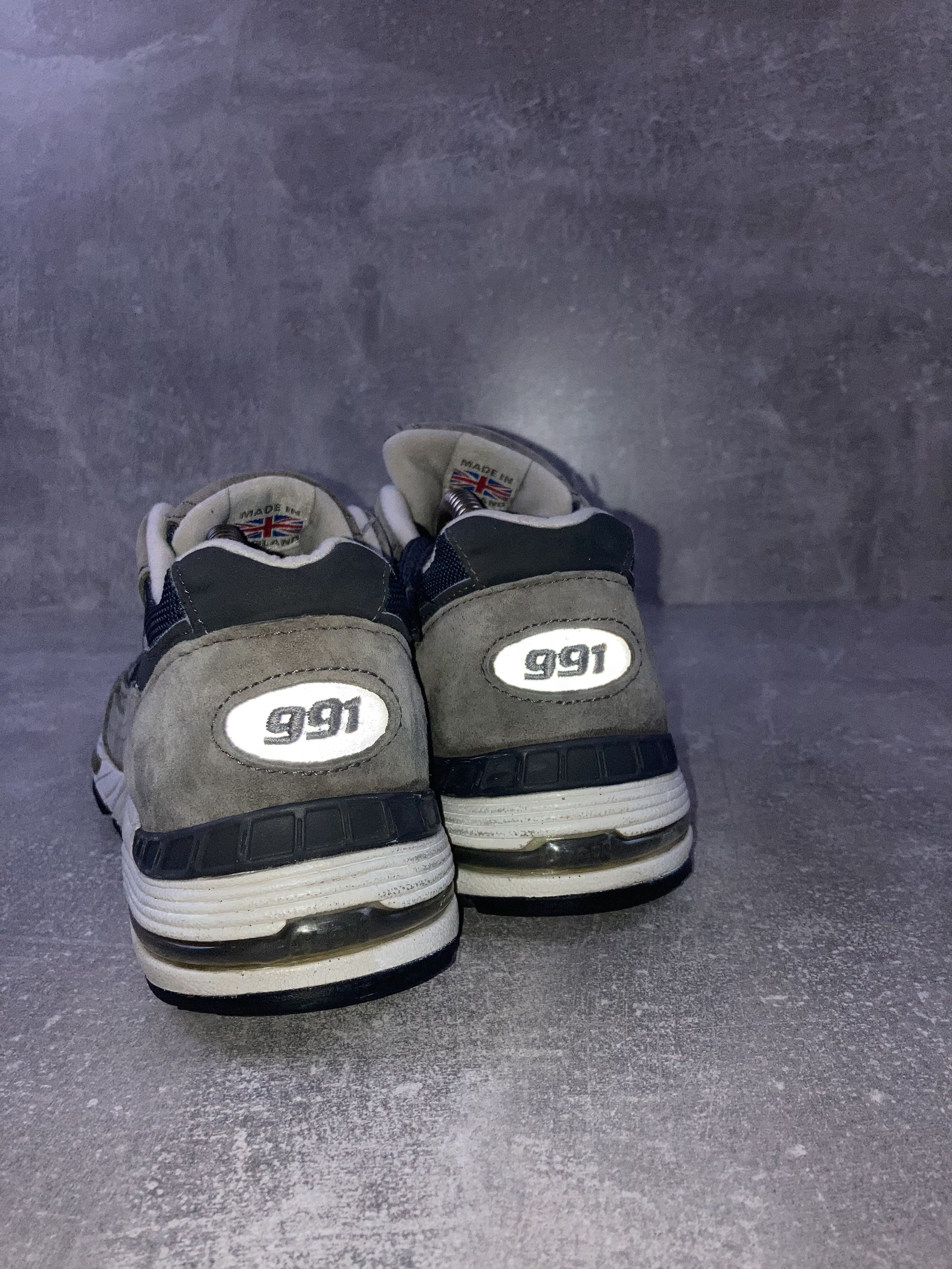 New Balance New Balance 991 suede grey sneakers made in England Size US 8 / IT 38 - 7 Thumbnail