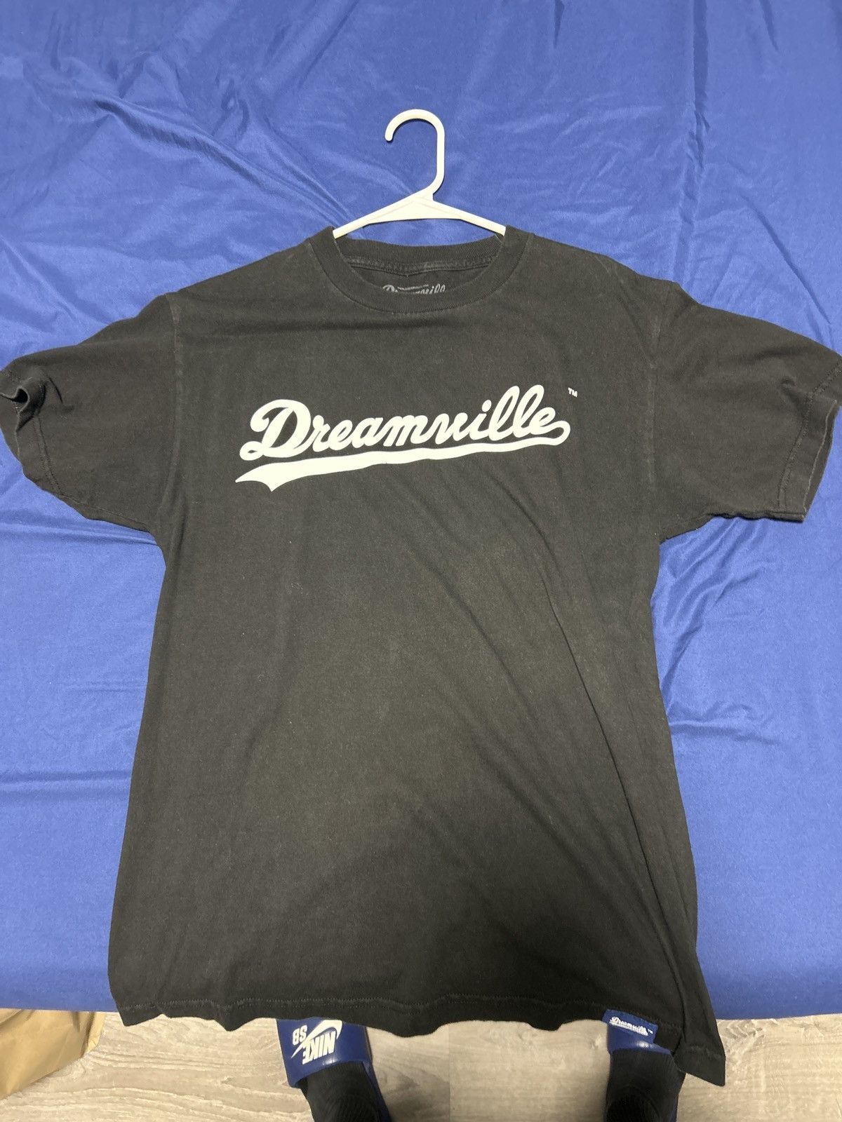 Dreamville × Vintage Dreamville Logo Tee size Medium Size US M / EU 48-50 / 2 - 1 Preview
