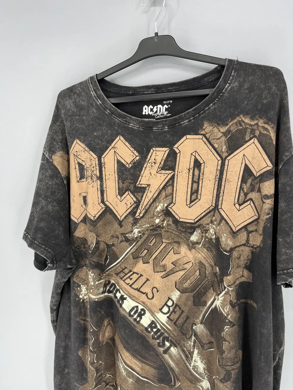 Band Tees Vintage ACDC Hells Bells Heavy Metal Rock Tshirt Size 3XL Size US XXL / EU 58 / 5 - 9 Thumbnail