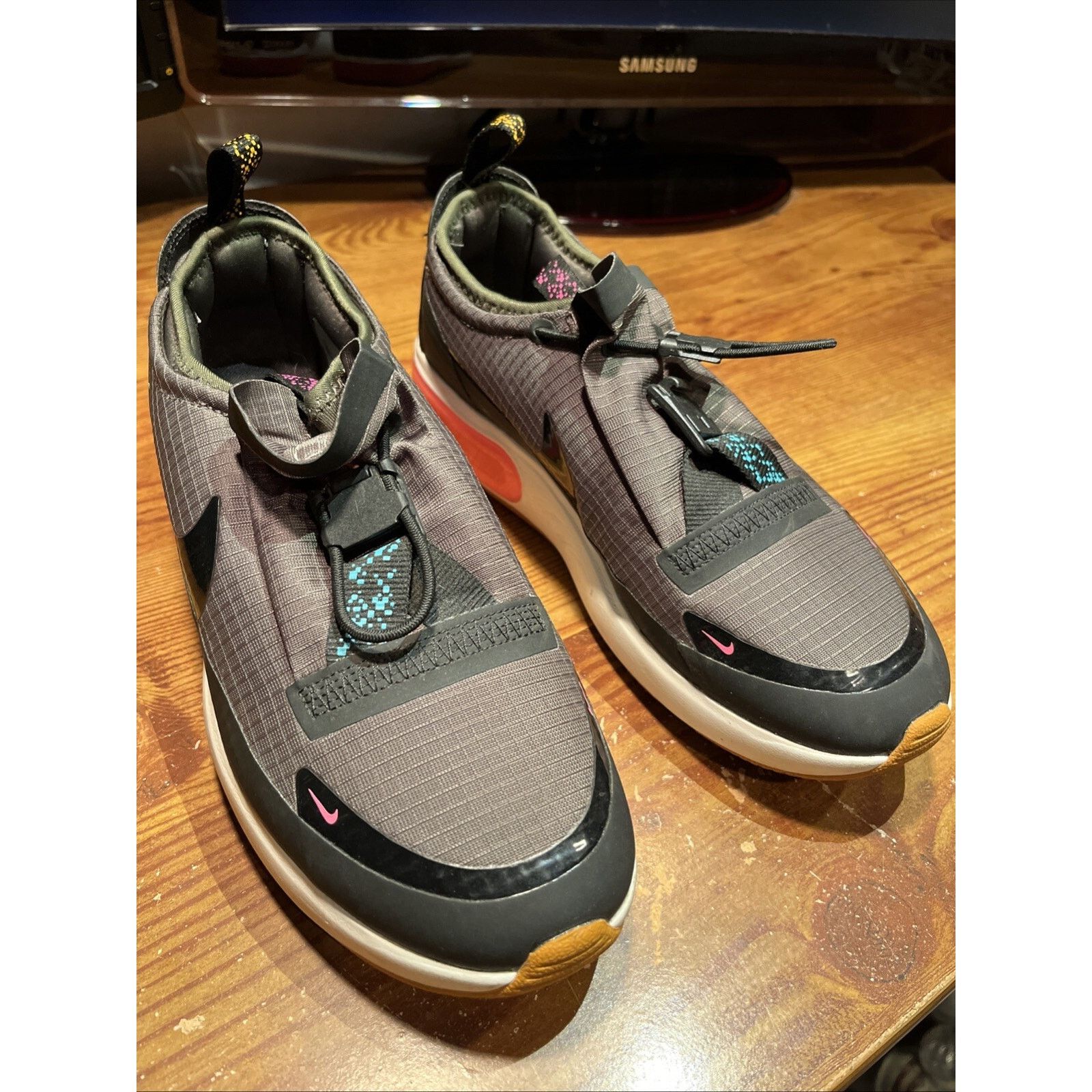 Nike NIKE Women's Air Max DIA Winter Running Shoes Gray US Sz 9 Size US 9 / IT 39 - 2 Thumbnail